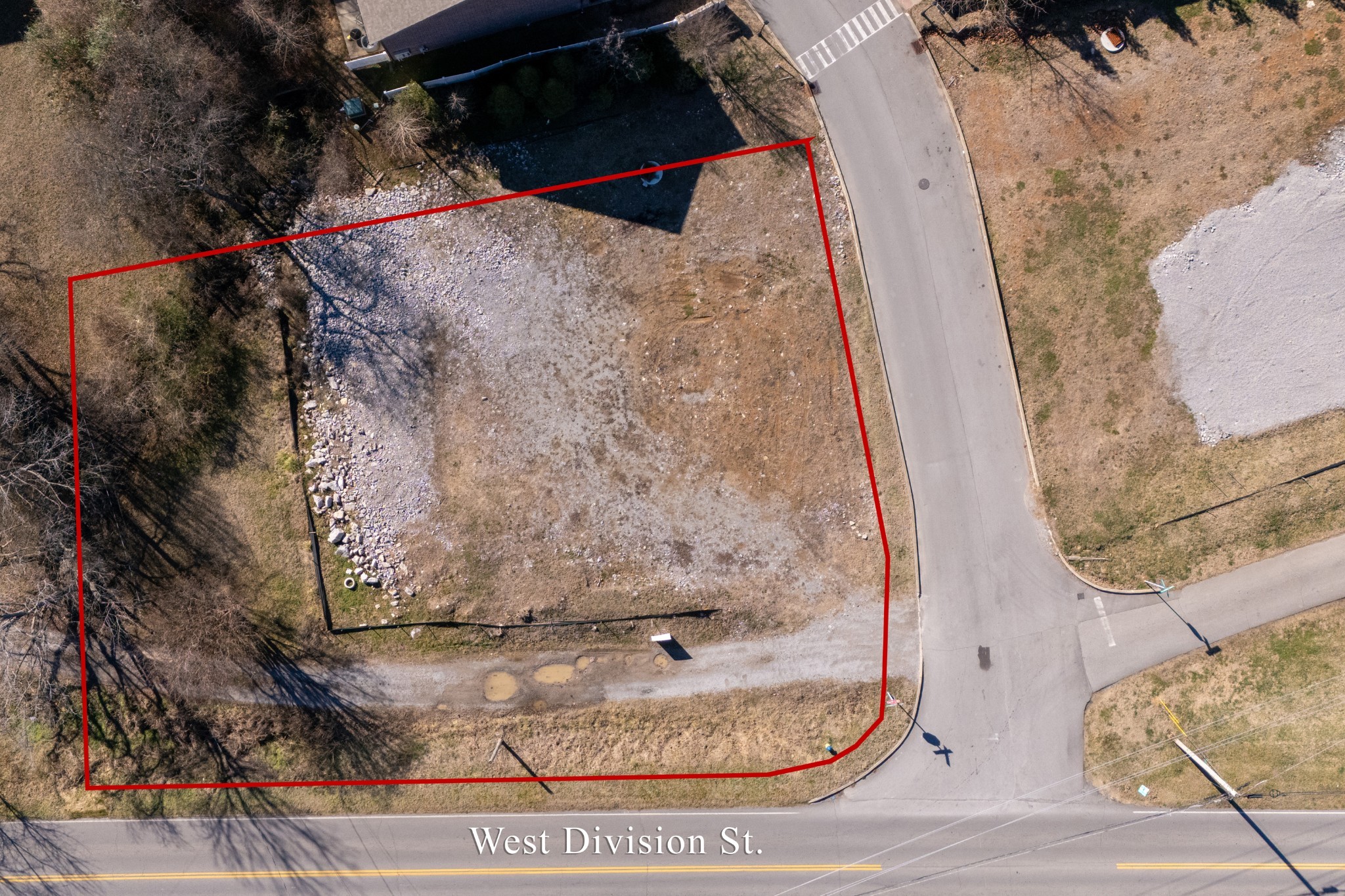 193 W Main St Property Photo 1