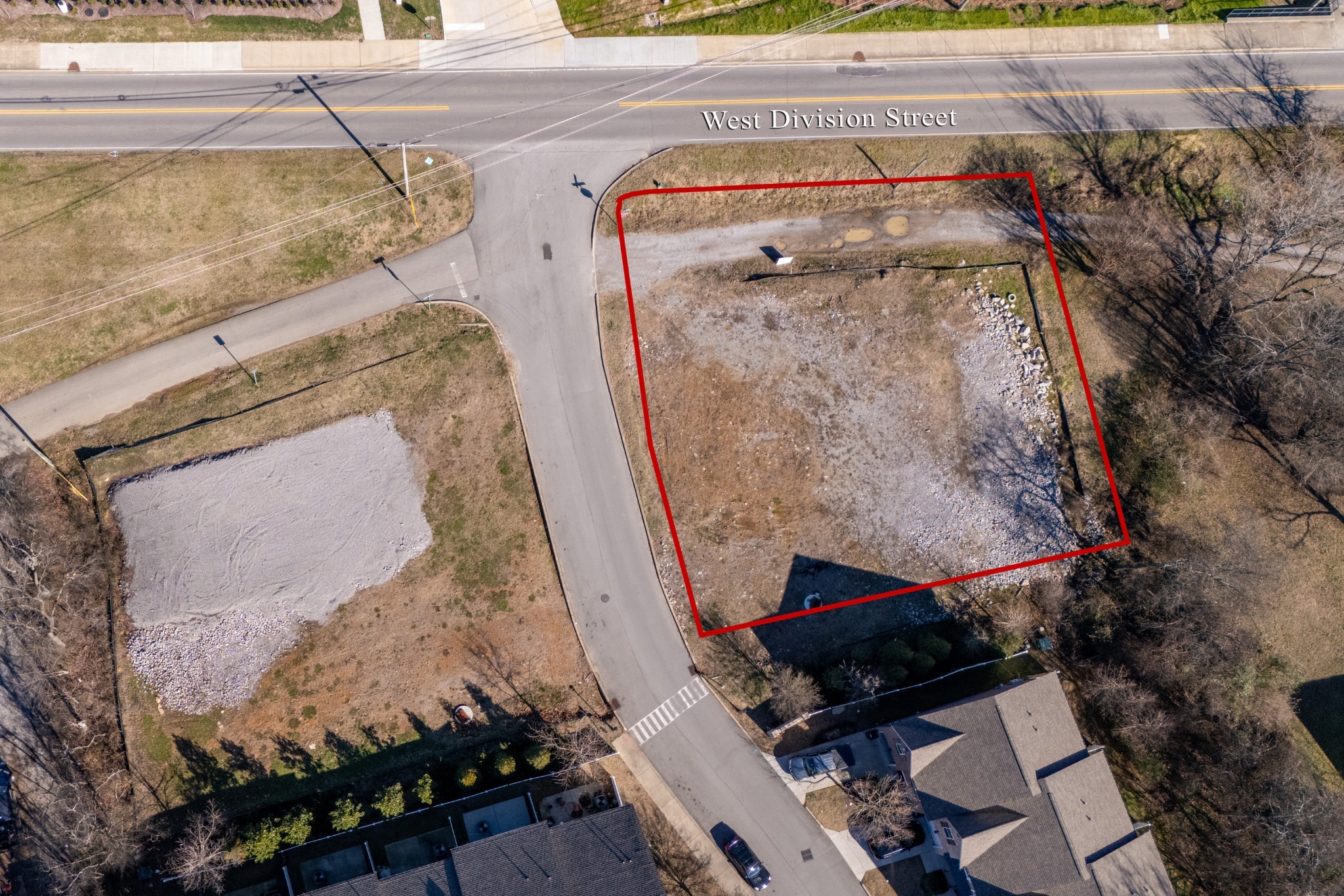 193 W Main St Property Photo 8