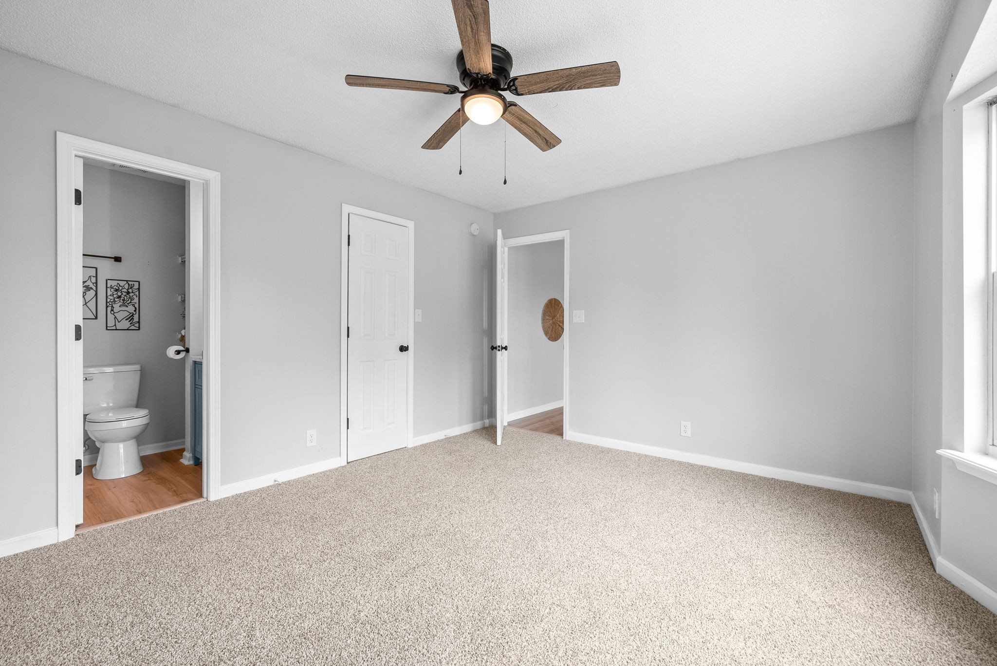 271 Golden Pond Ave Property Photo 14