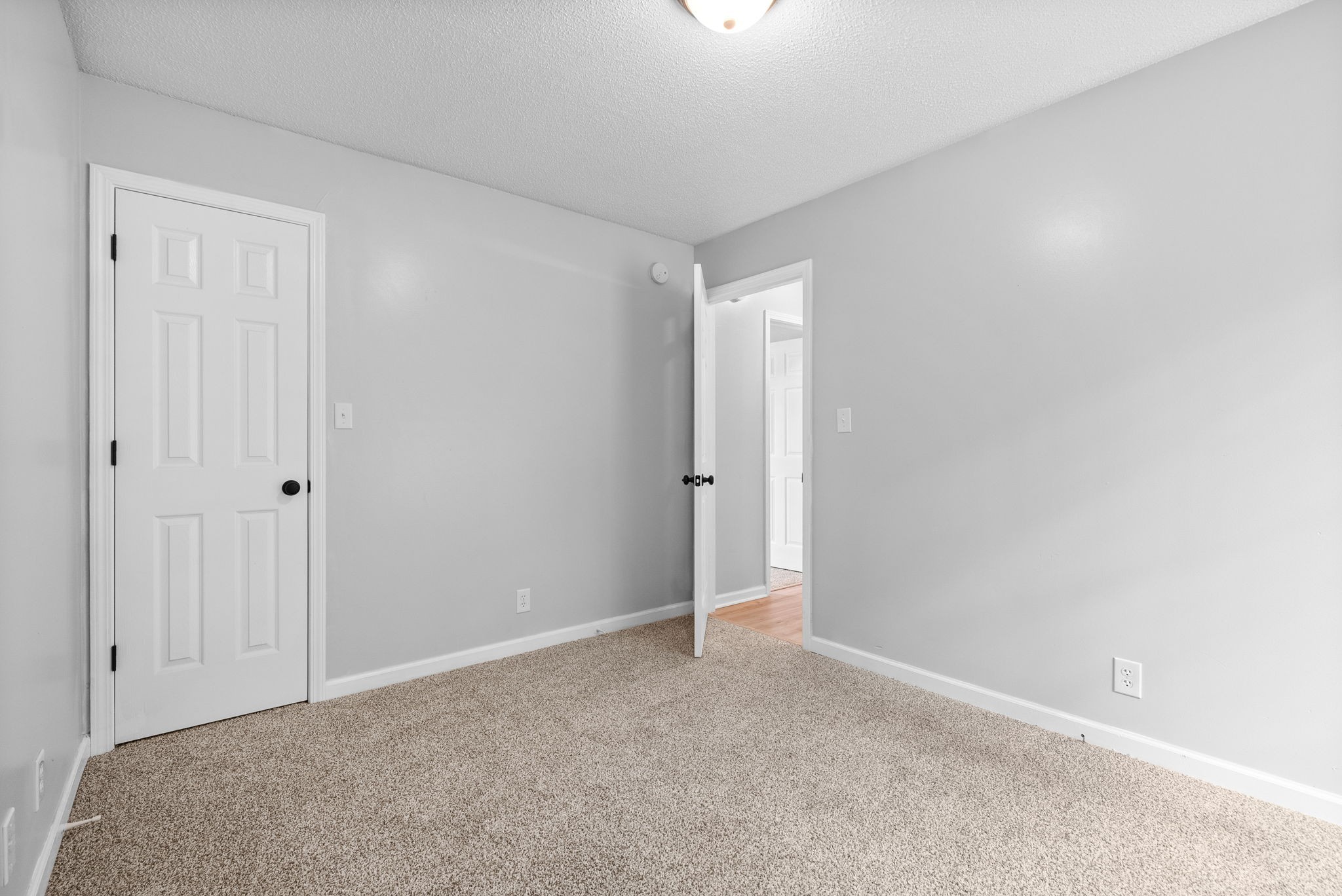 271 Golden Pond Ave Property Photo 17