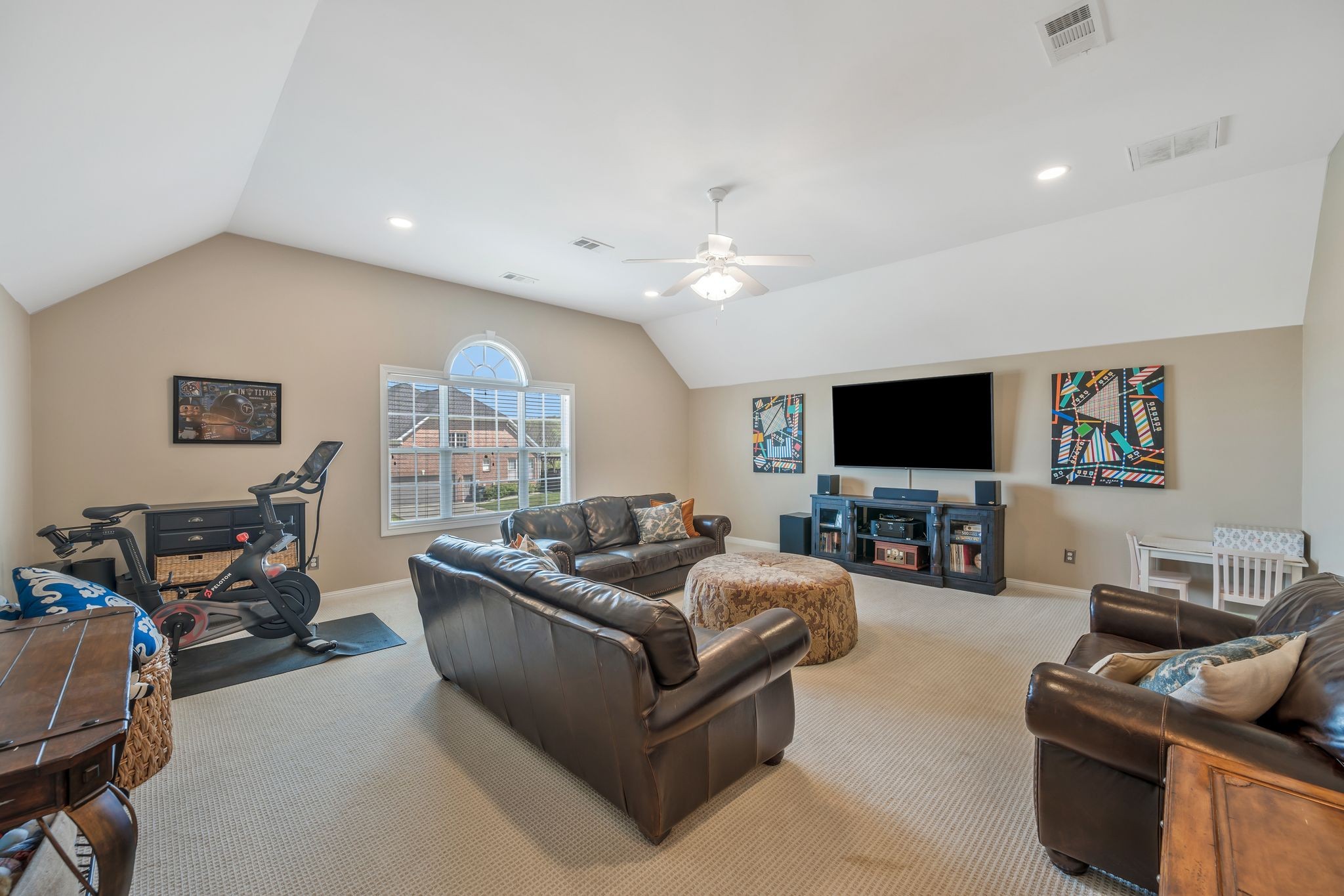 5616 Cedar Rock Dr Property Photo 6