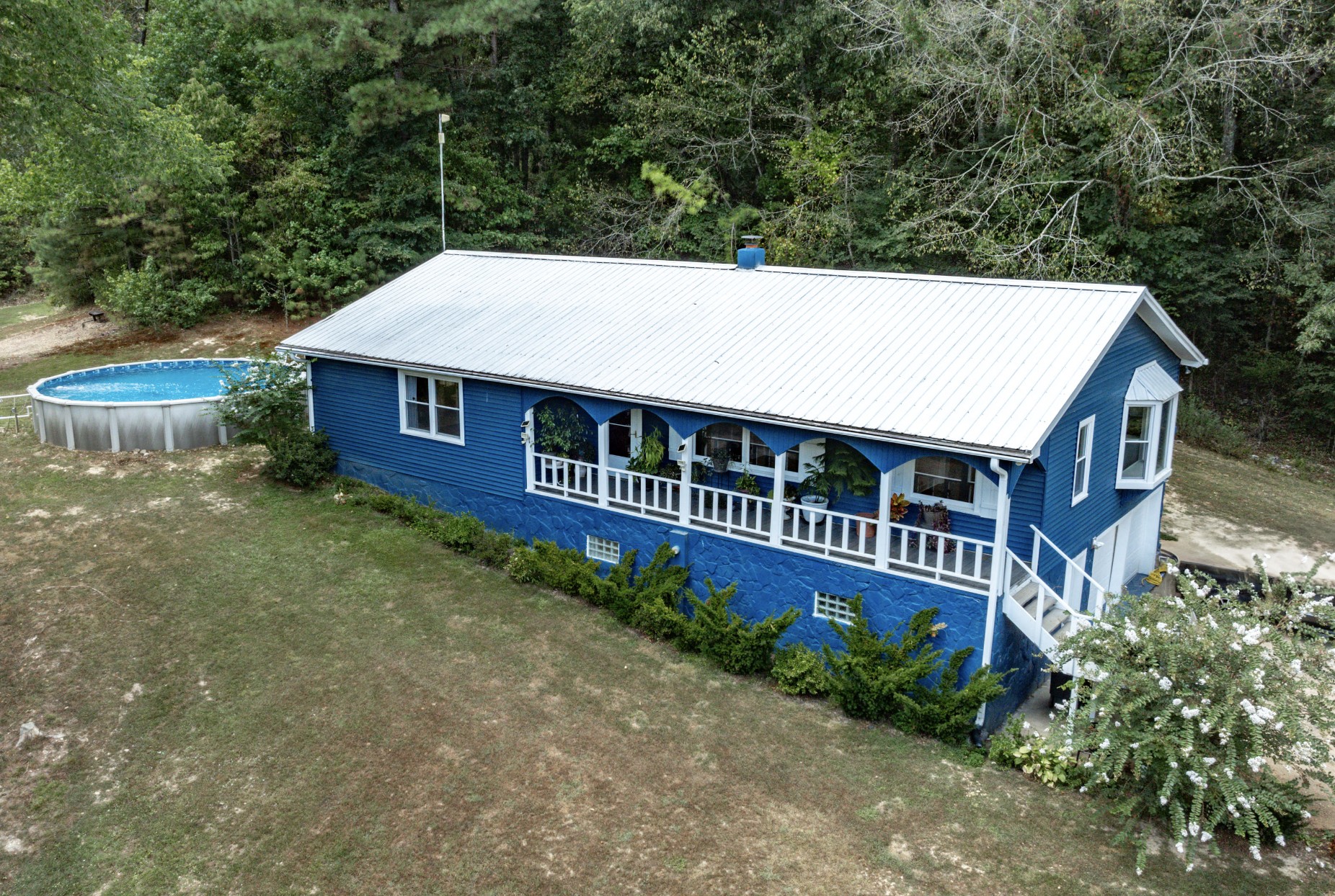 1110 Harmon Creek Rd Property Photo 1