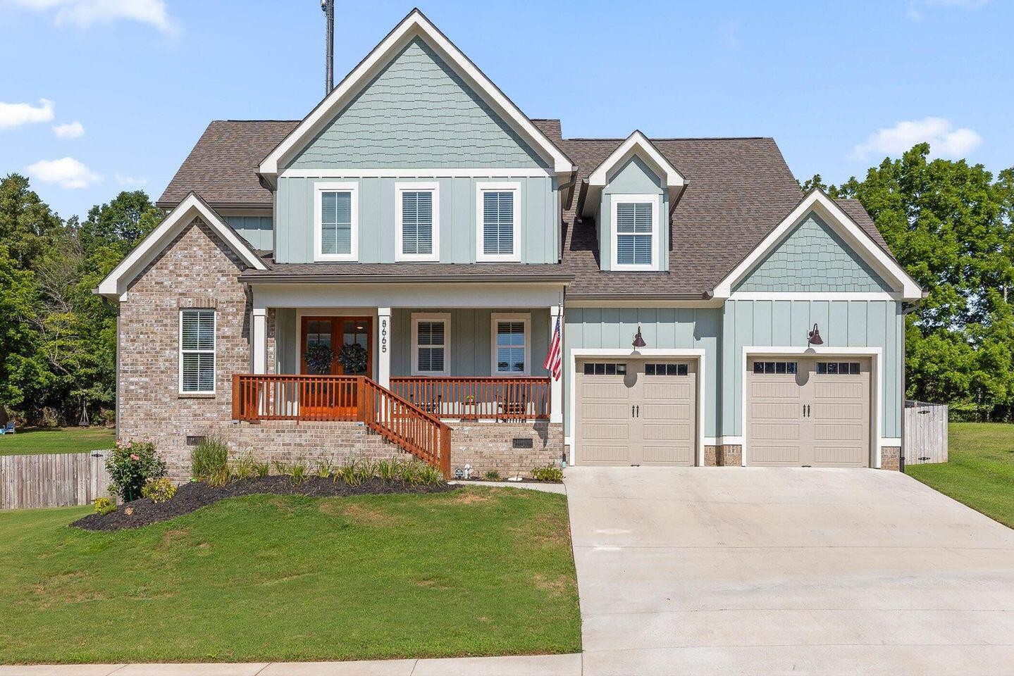 8665 Woodbury Acre Court