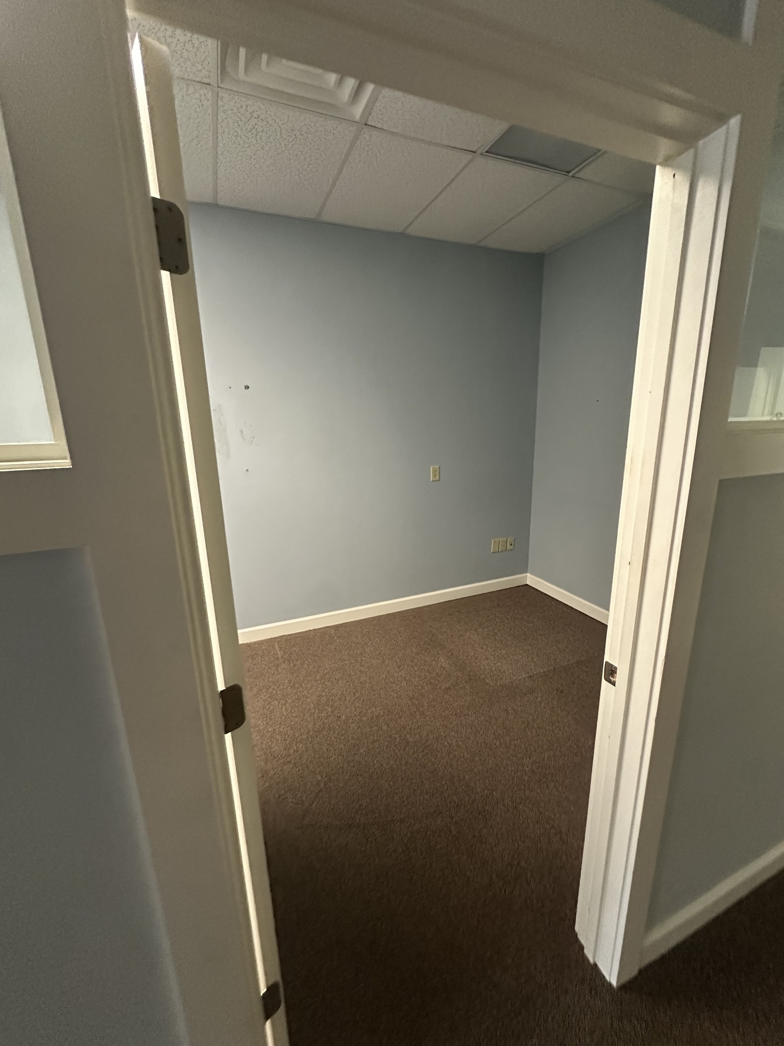 2159 N Thompson Ln Property Photo 13