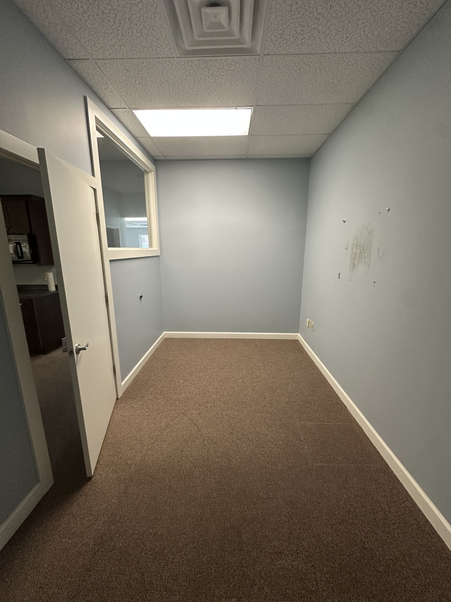 2159 N Thompson Ln Property Photo 14