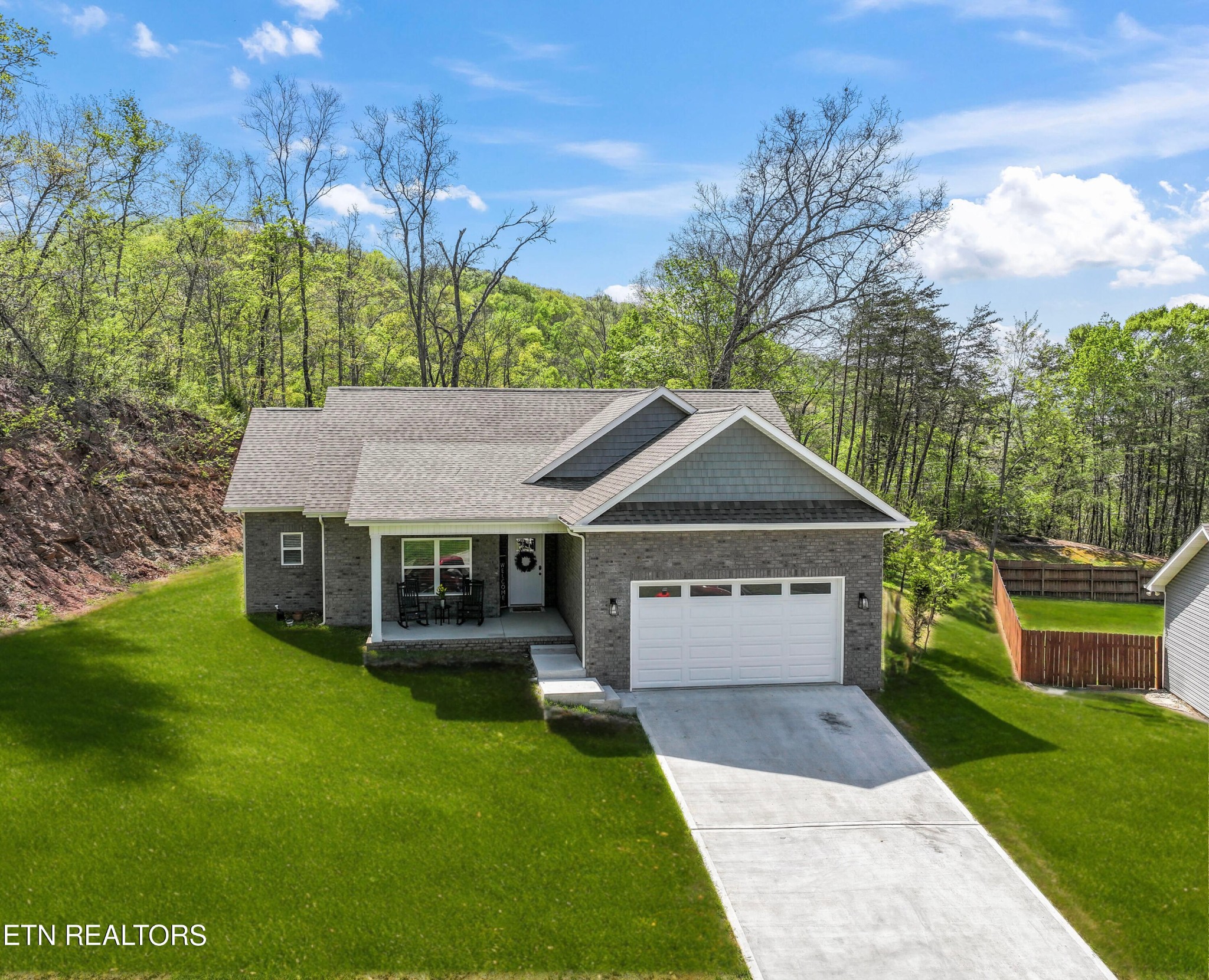 174 Flagstone Way Property Photo 1
