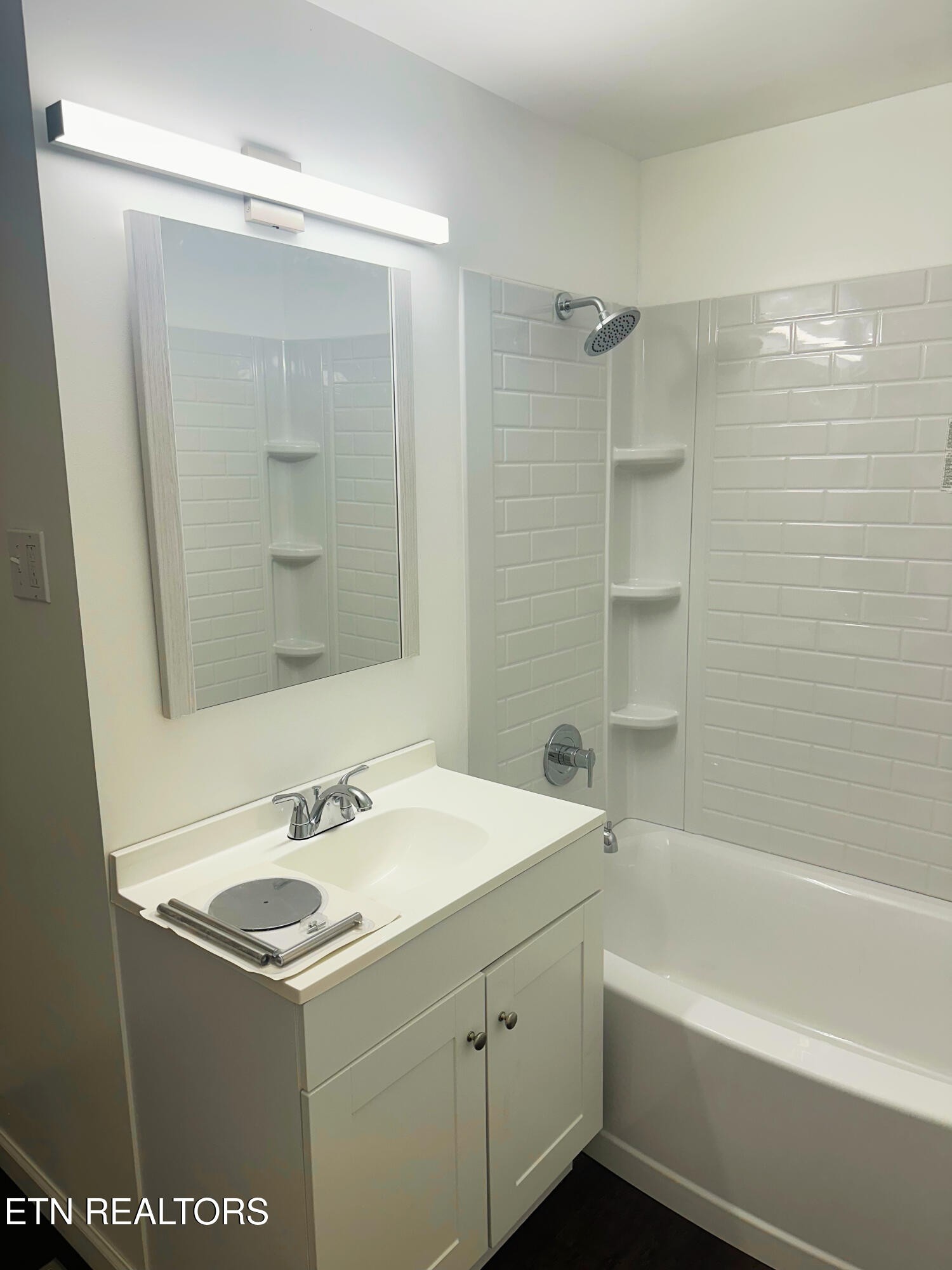 5936 Thorn Grove Pike Property Photo 13