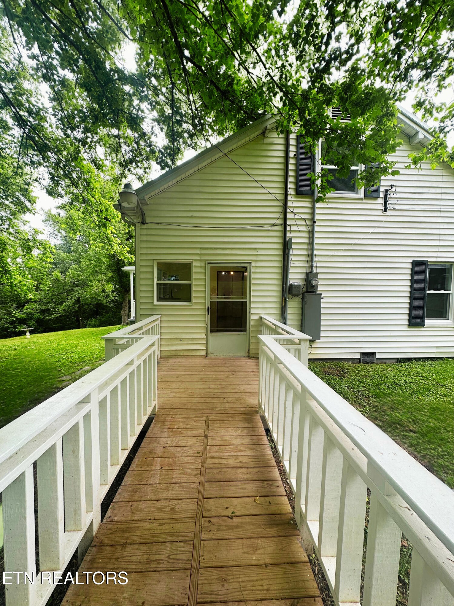 5936 Thorn Grove Pike Property Photo 19