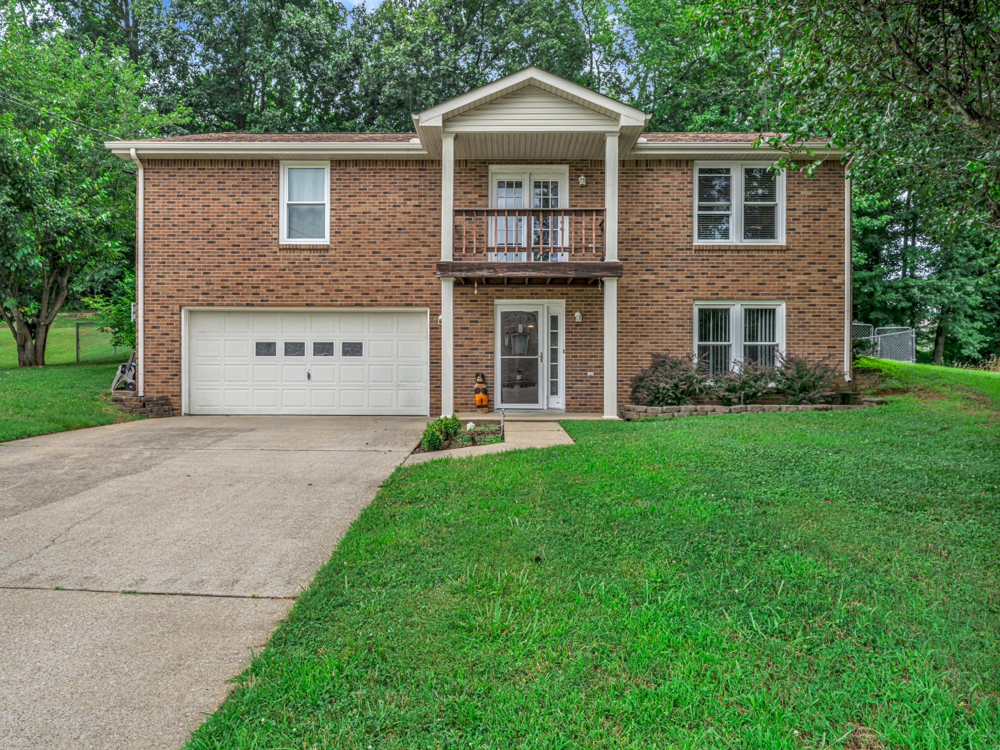 325 Cottonwood Ct Property Photo 1