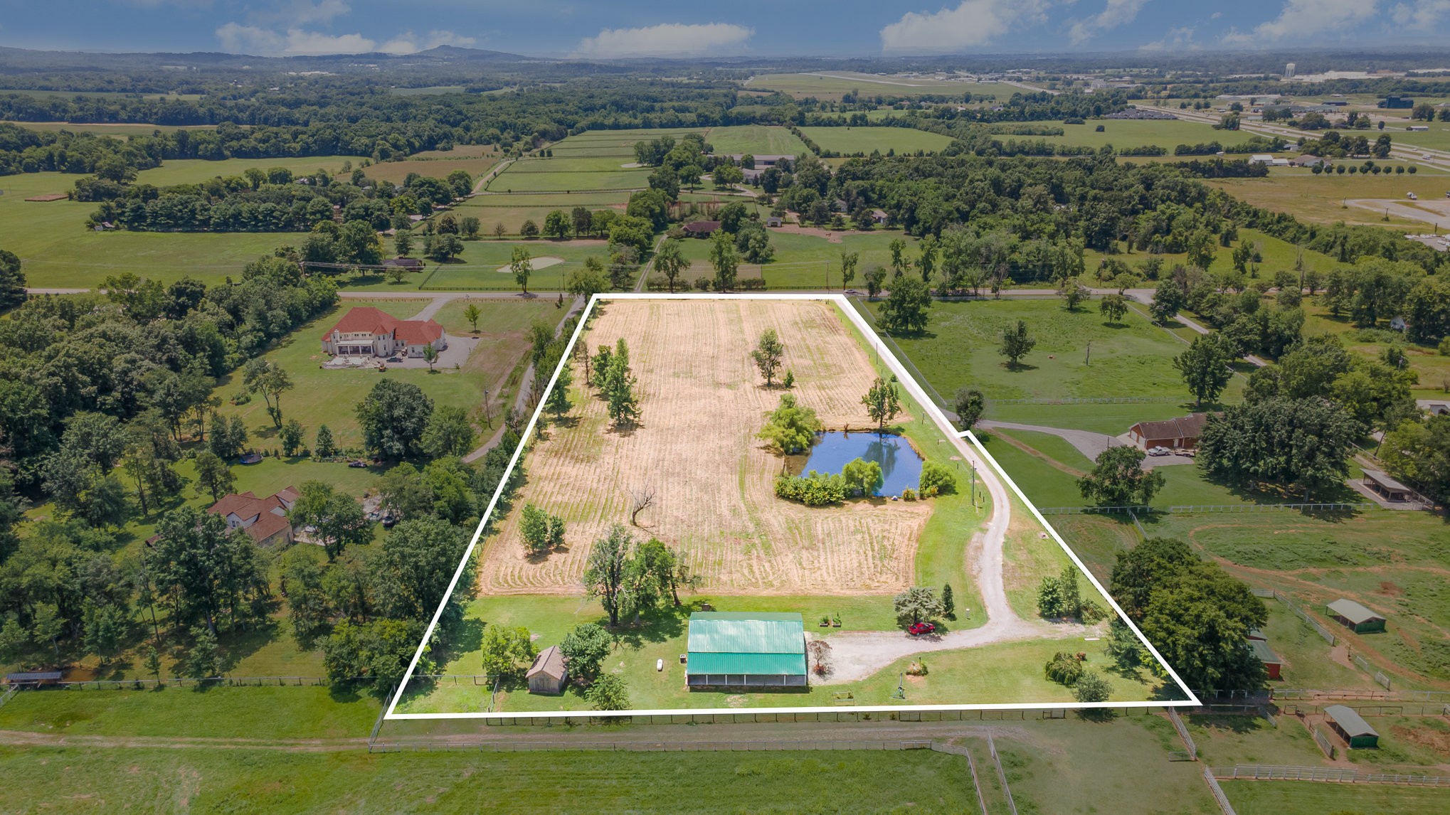 129 Highway 82 East Property Photo 1