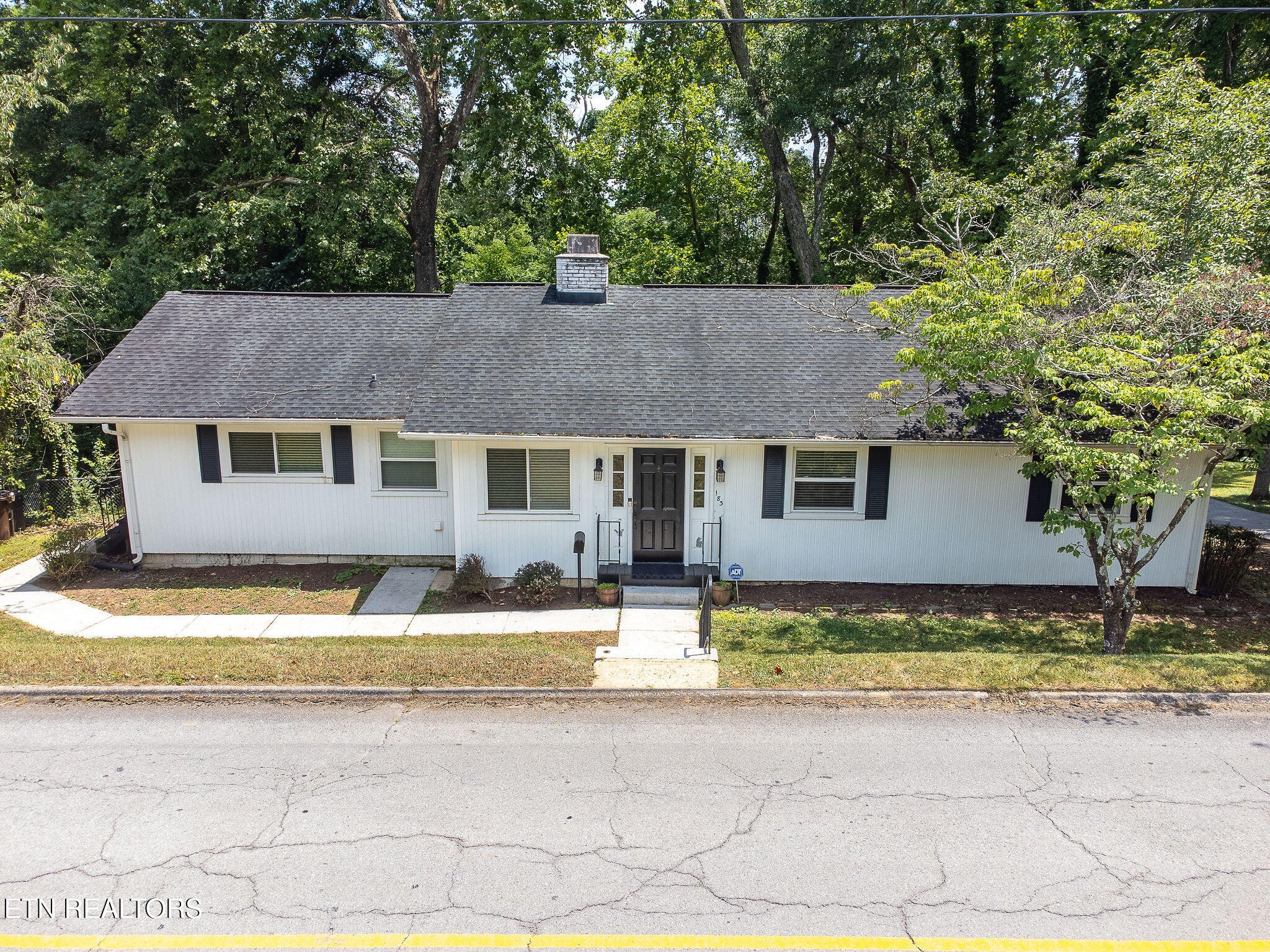 183 Outer Drive