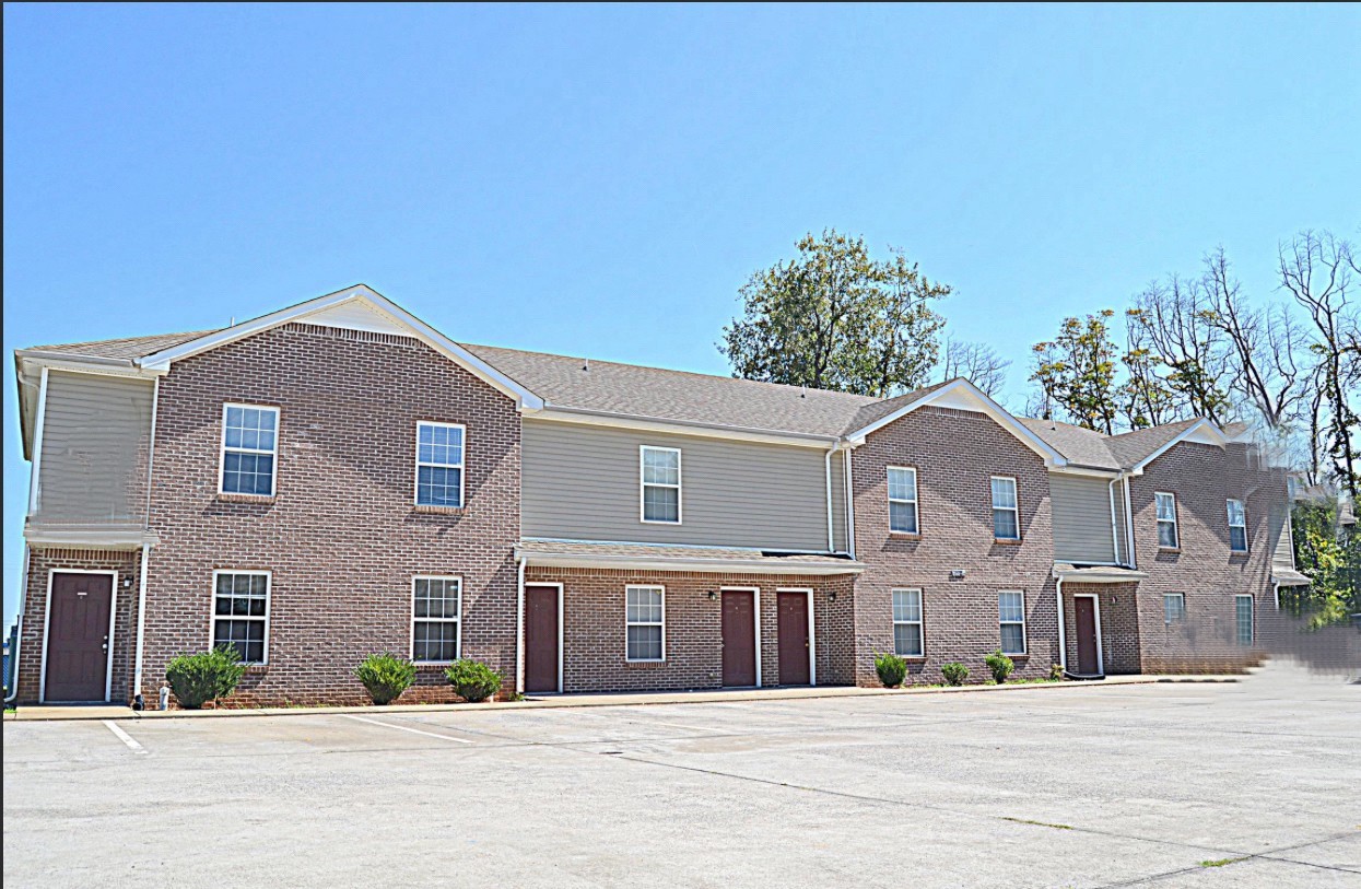 2268 Mccormick Ln Property Photo 1