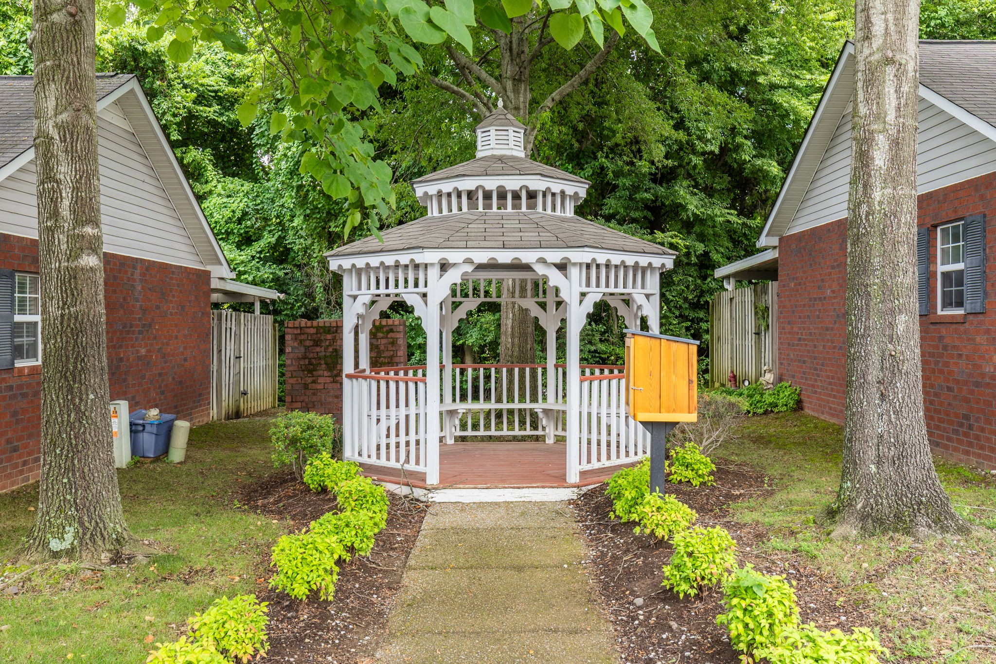 3911 Dodson Chapel Rd Property Photo 1