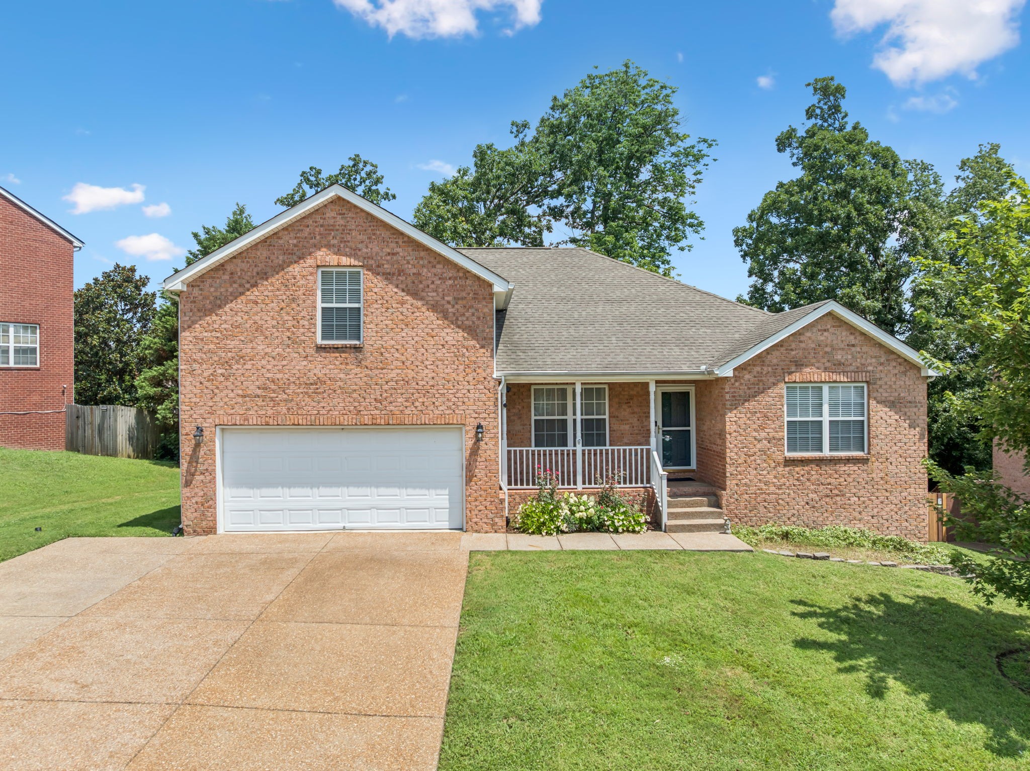 7023 Timber Oak Dr Property Photo 1
