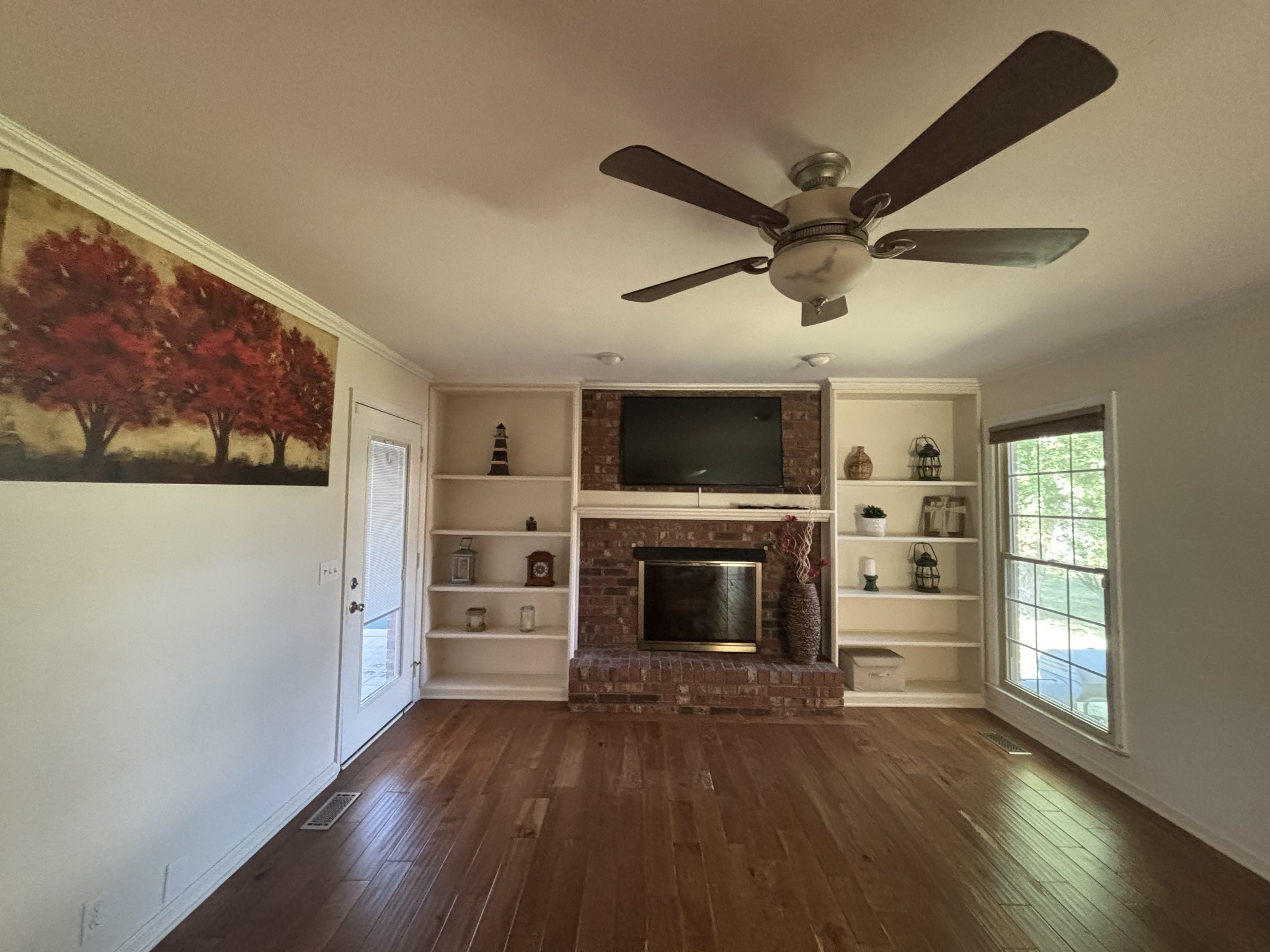 515 Crocus Ct Property Photo 1