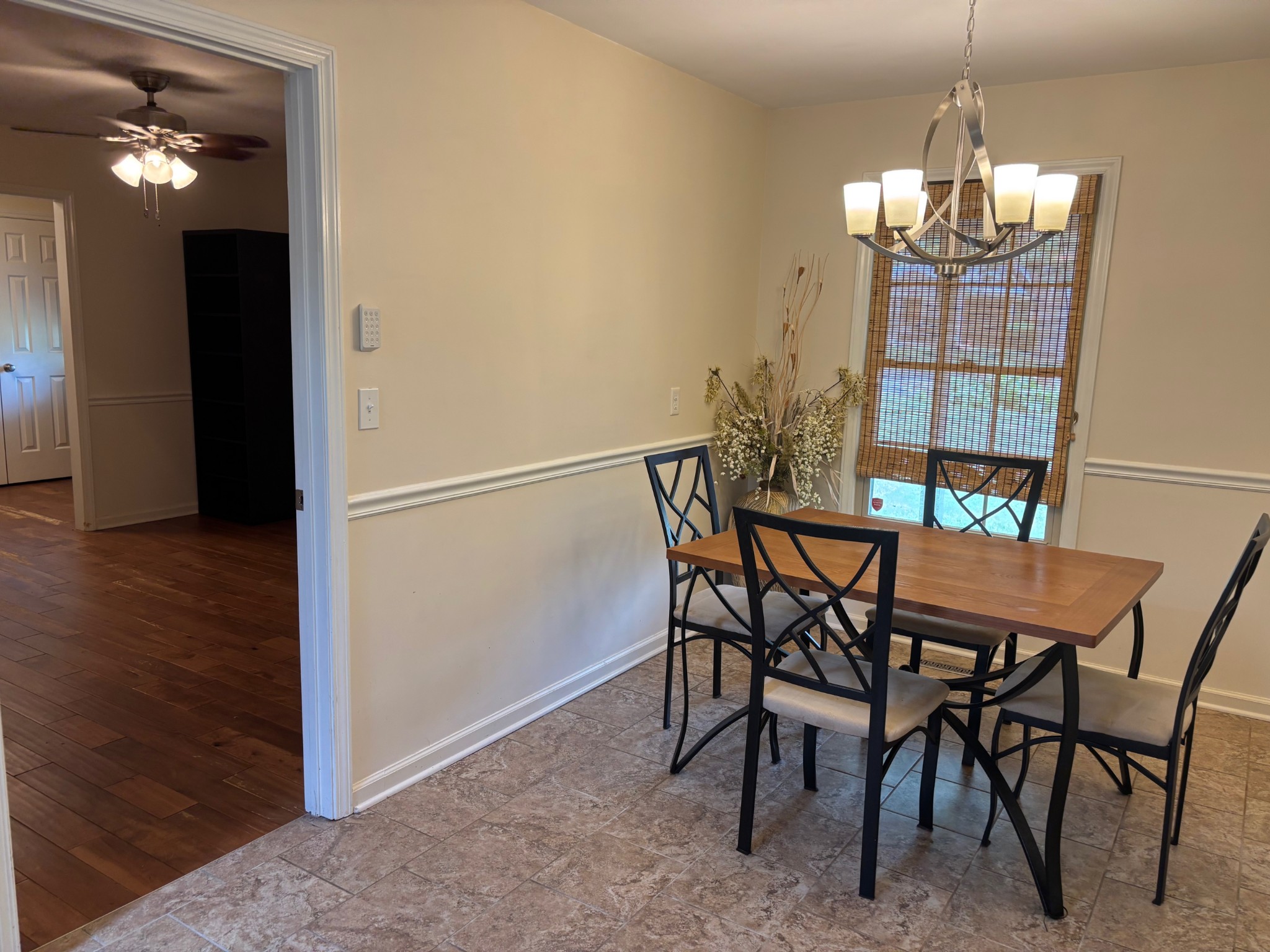 515 Crocus Ct Property Photo 8