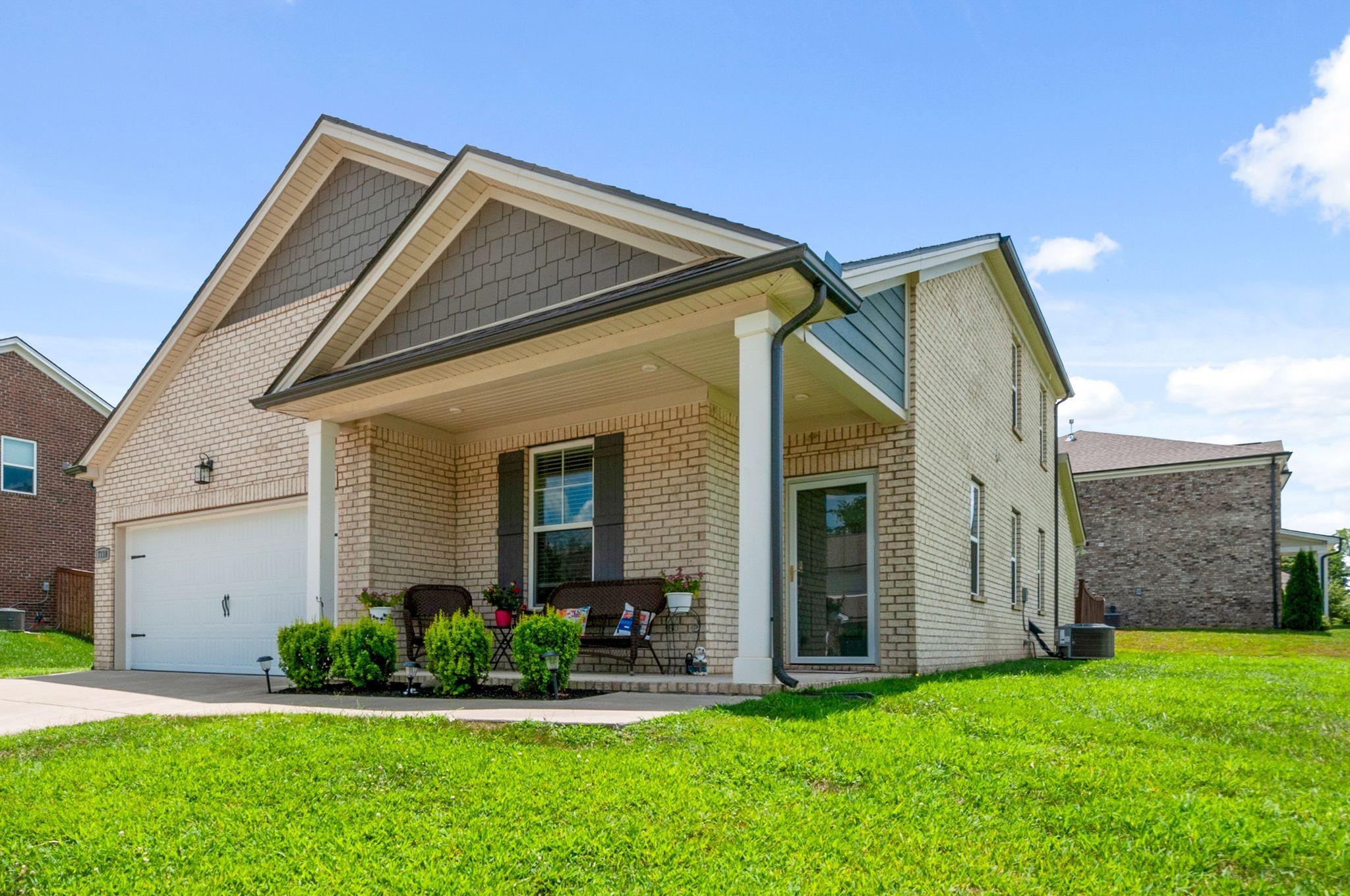 7118 Ivory Way Property Photo 1