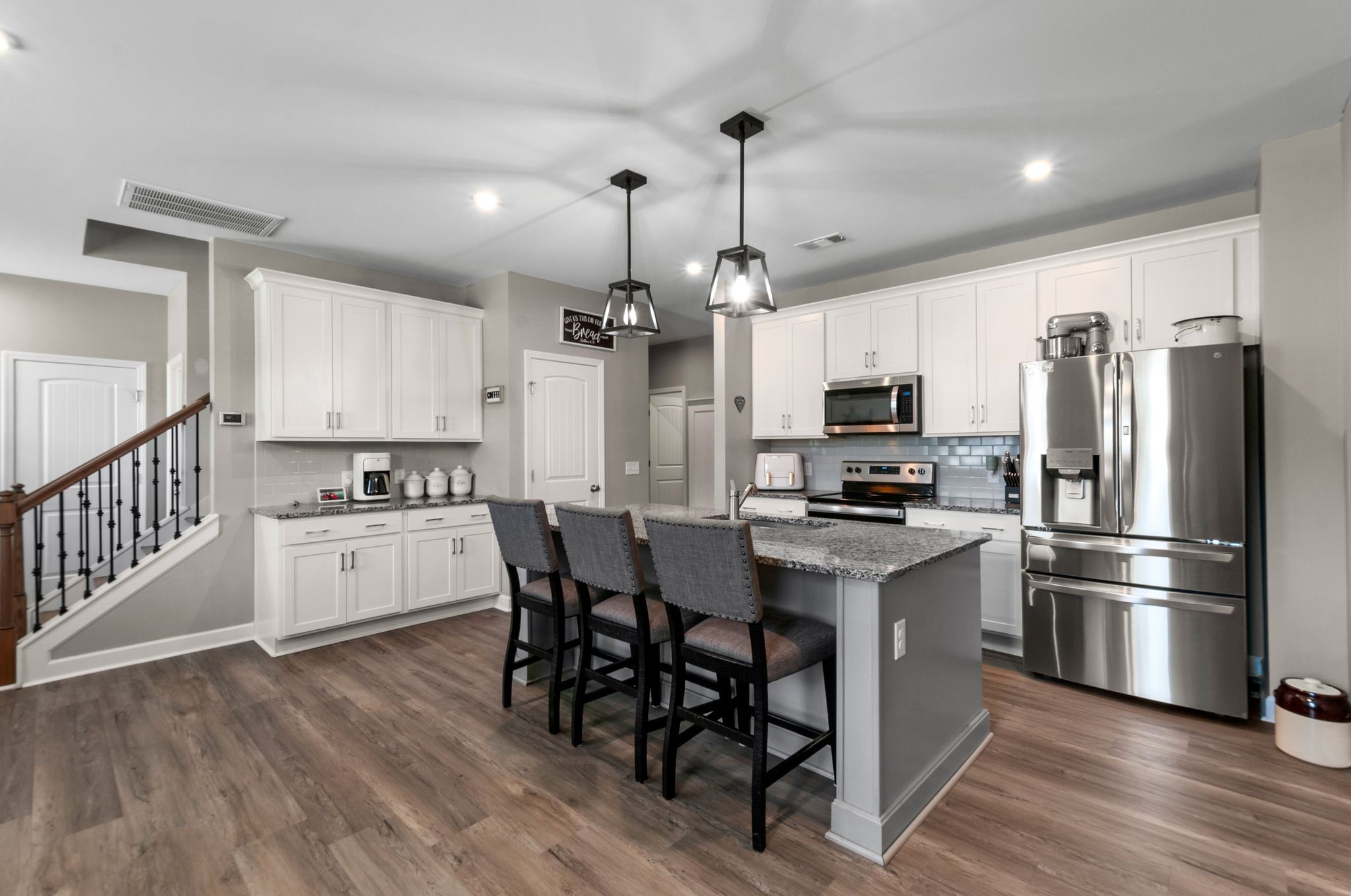 7118 Ivory Way Property Photo