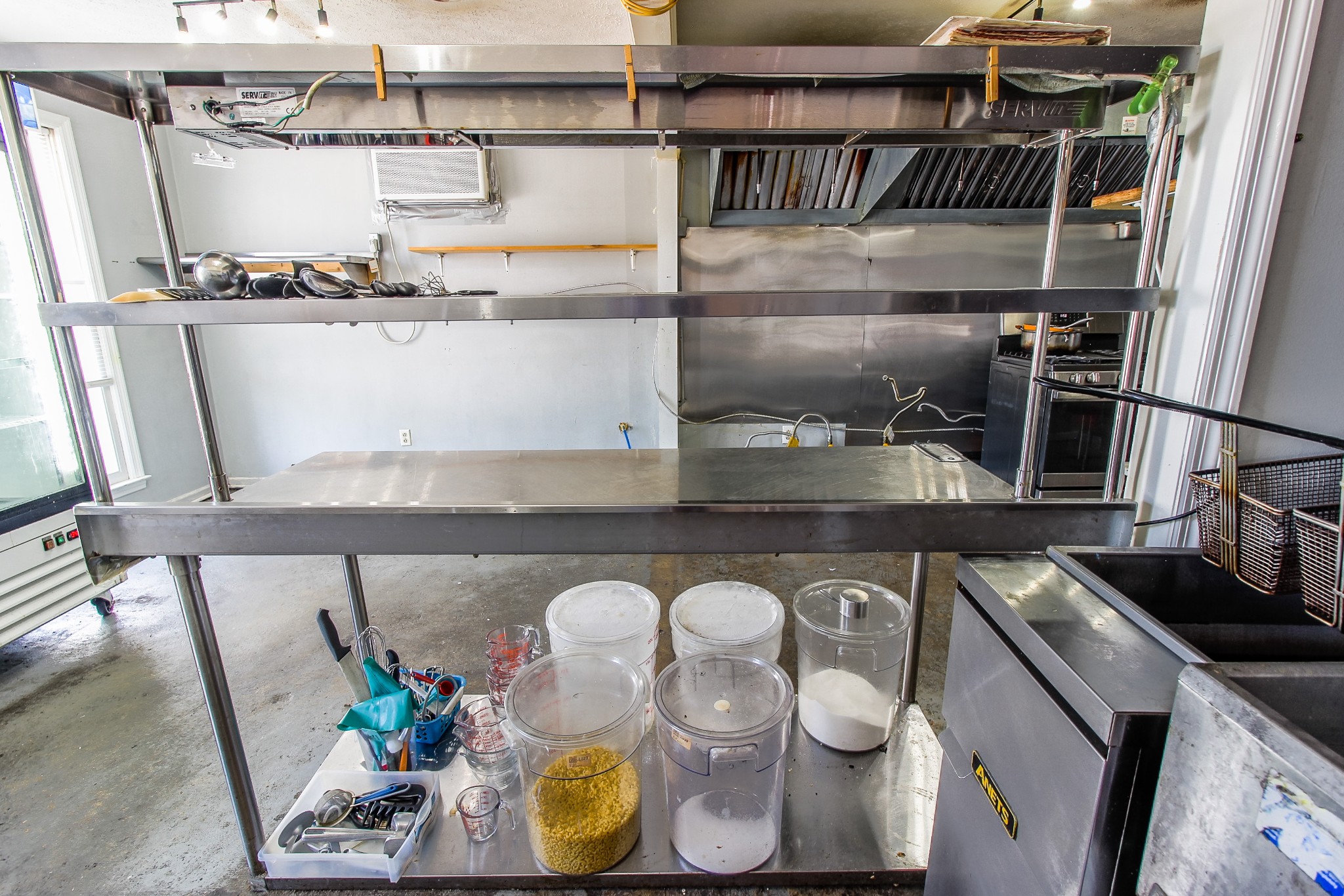 506 W Main St Property Photo 17