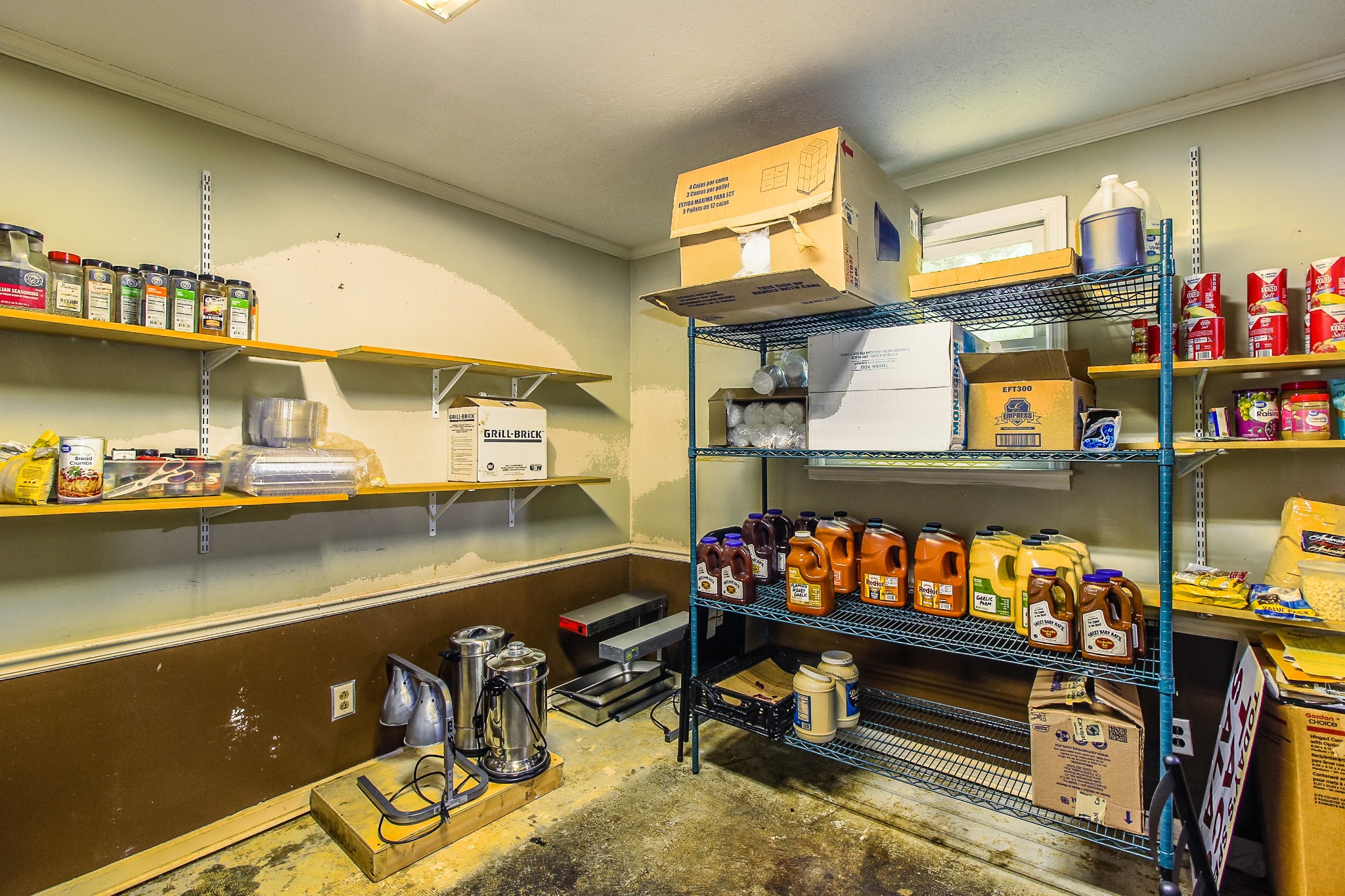 506 W Main St Property Photo 23