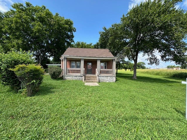 124 Sanders Ferry Rd Property Photo 3