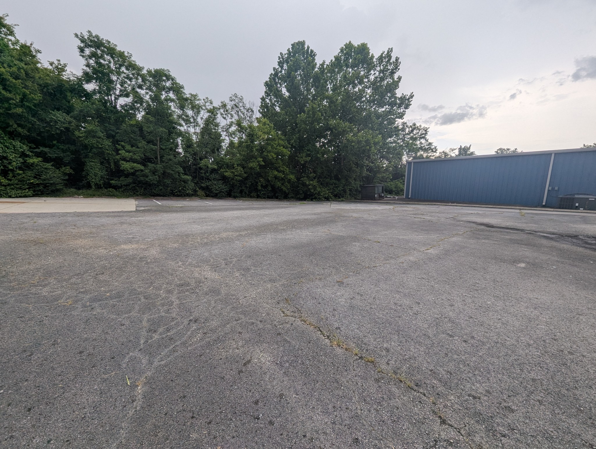 502 S James Campbell Blvd Property Photo 4