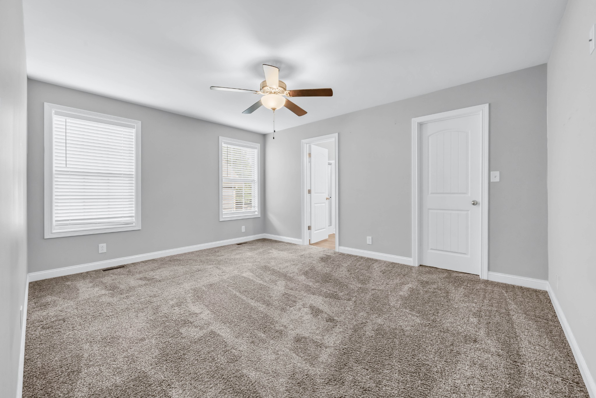 626 Snowshoe Ln Property Photo 16