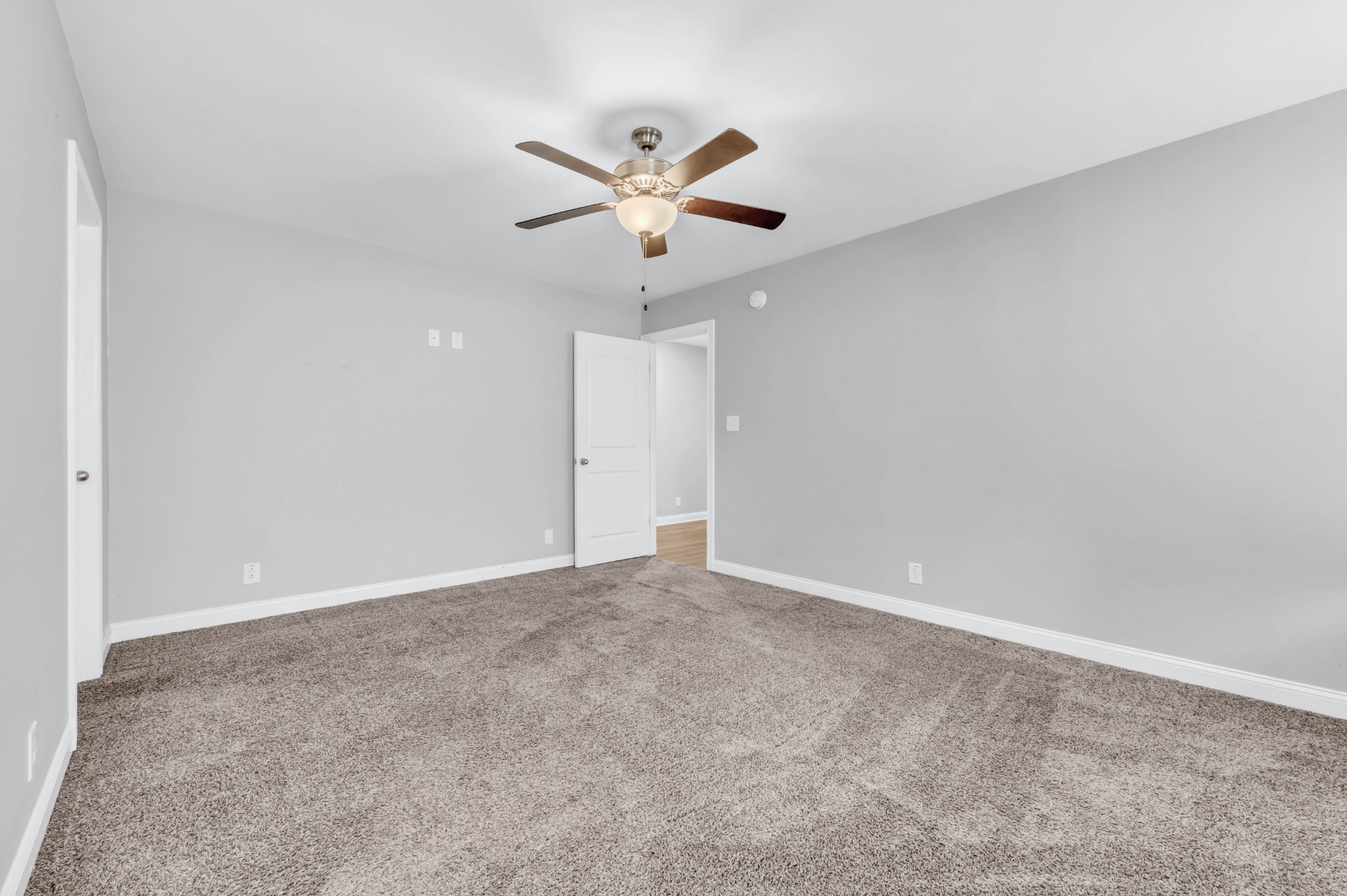 626 Snowshoe Ln Property Photo 17