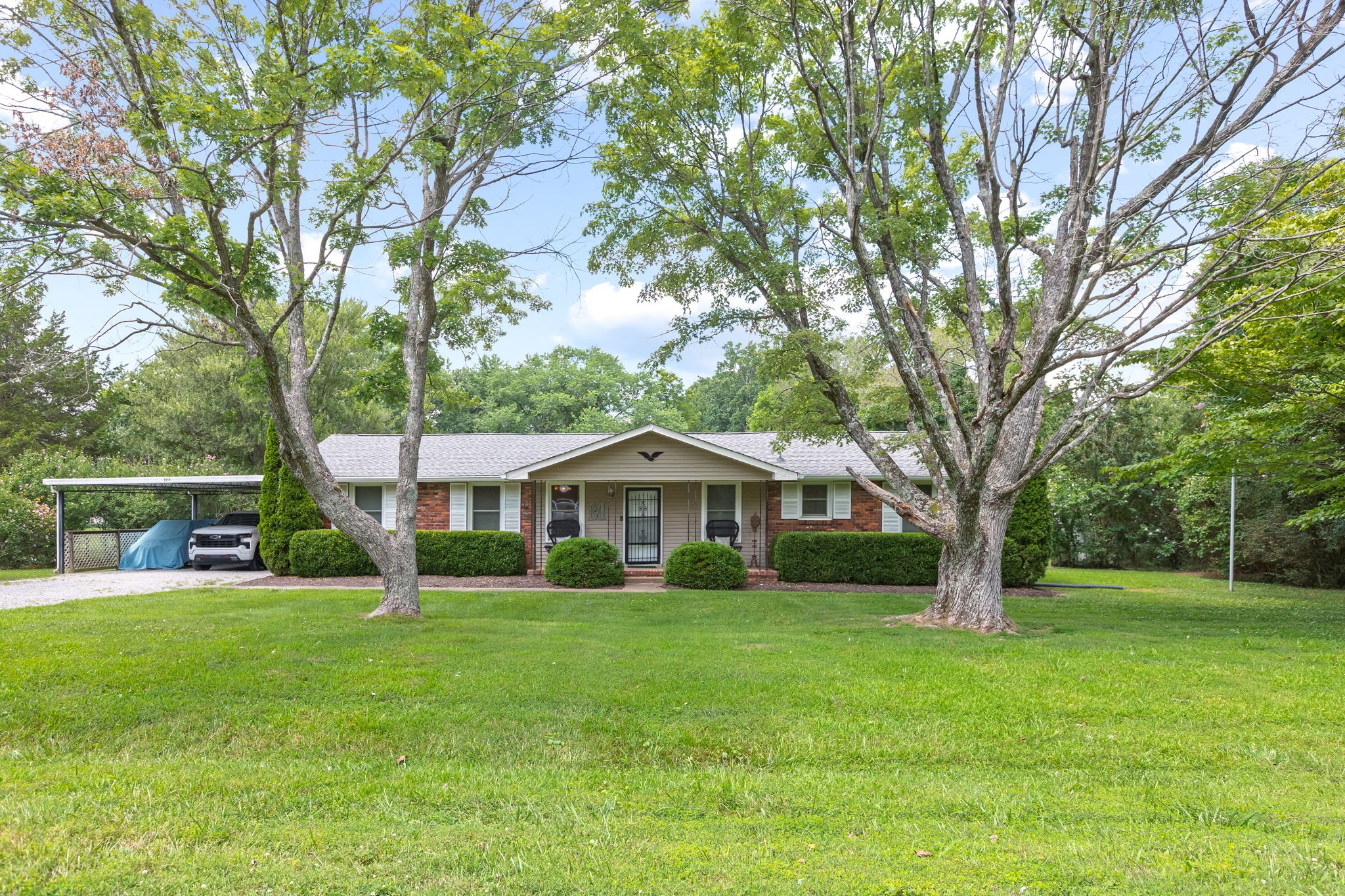 108 Apple Ln Property Photo 1