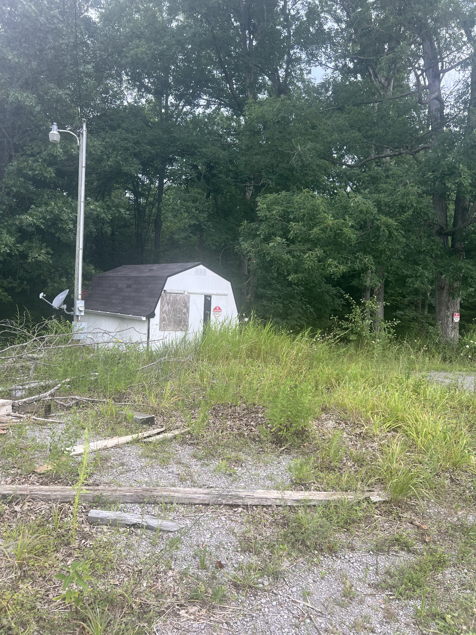 311 Johnson Chapel Rd Property Photo 1