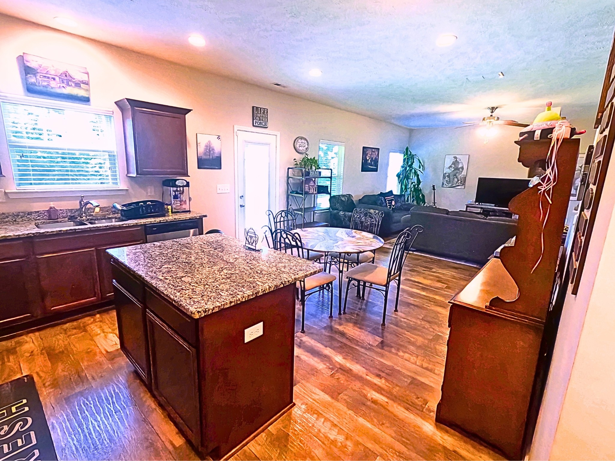152 Dueler Dr Property Photo 8