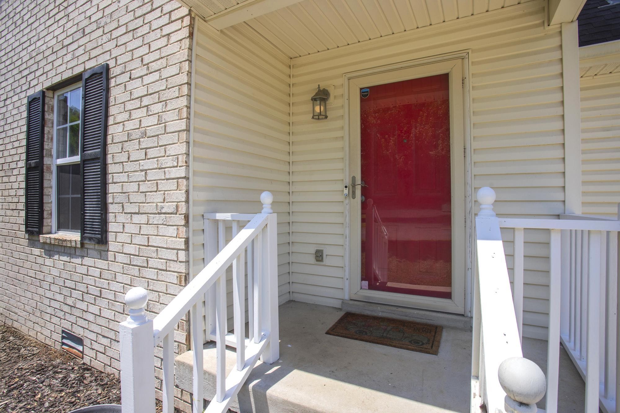 732 Charlie Gann Rd Property Photo 2