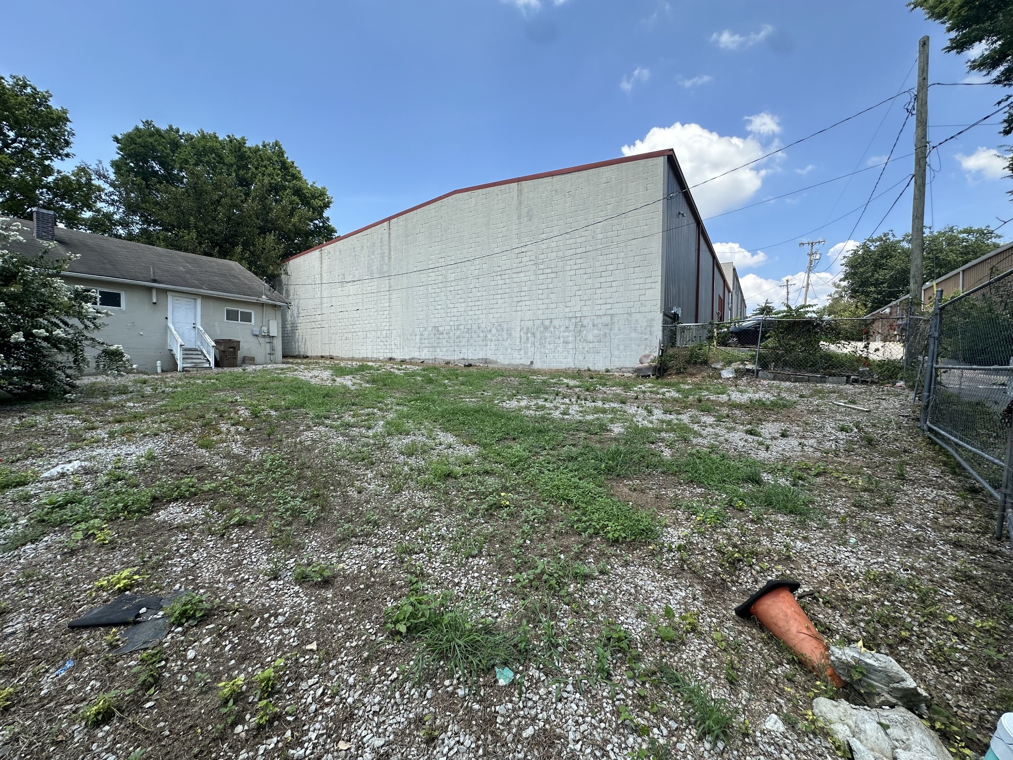 2412 Felts Ave Property Photo 6