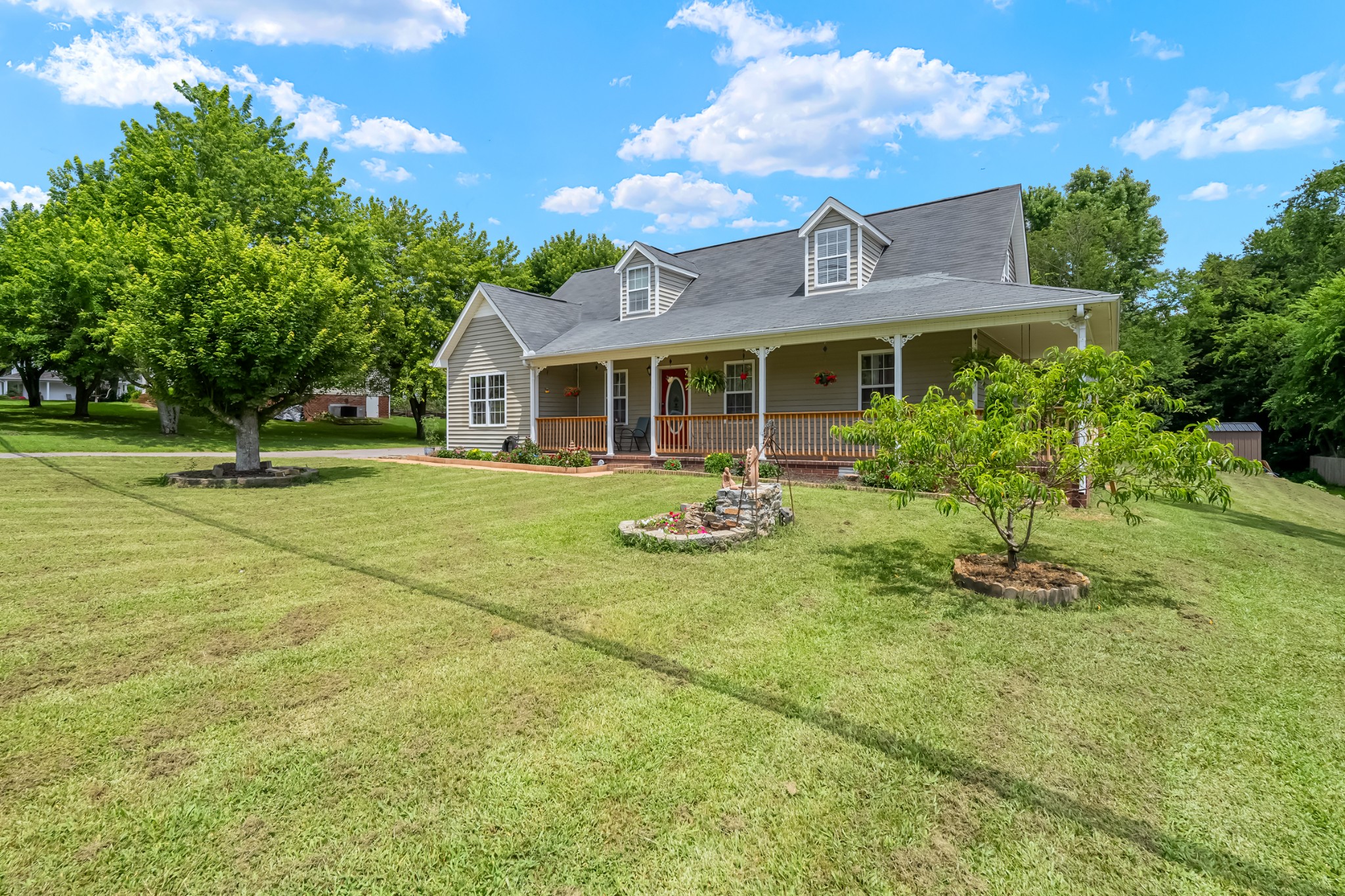 2720 Buckner Rd Property Photo 3