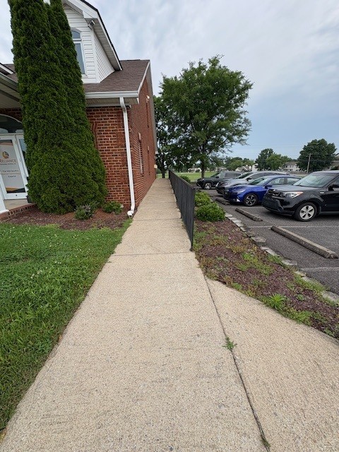 341 Hancock St Property Photo 2