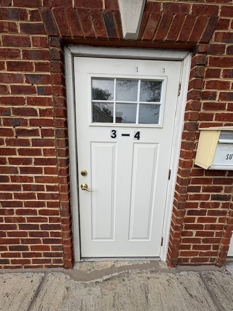 341 Hancock St Property Photo 3