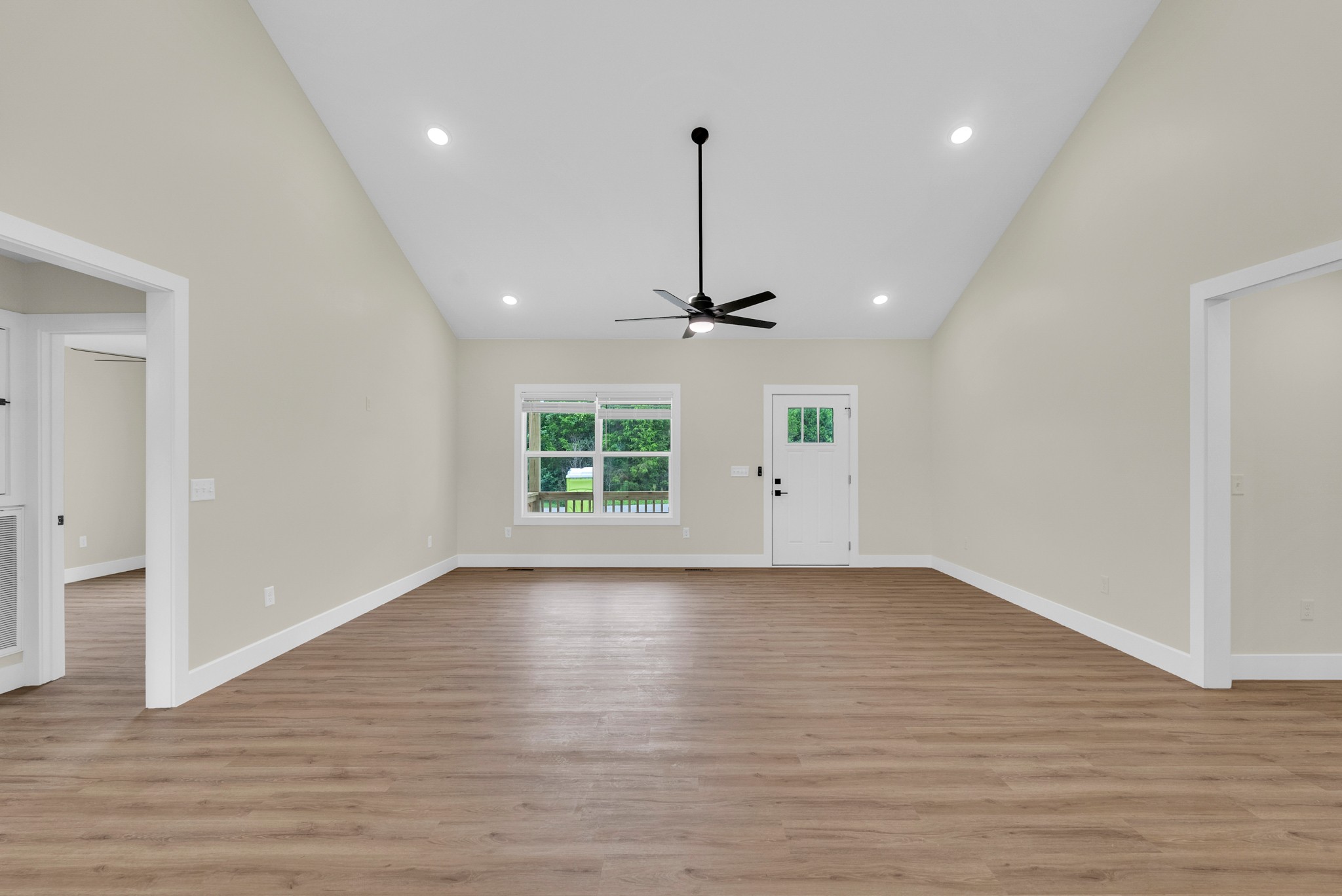 288 Westwood Dr Property Photo 27