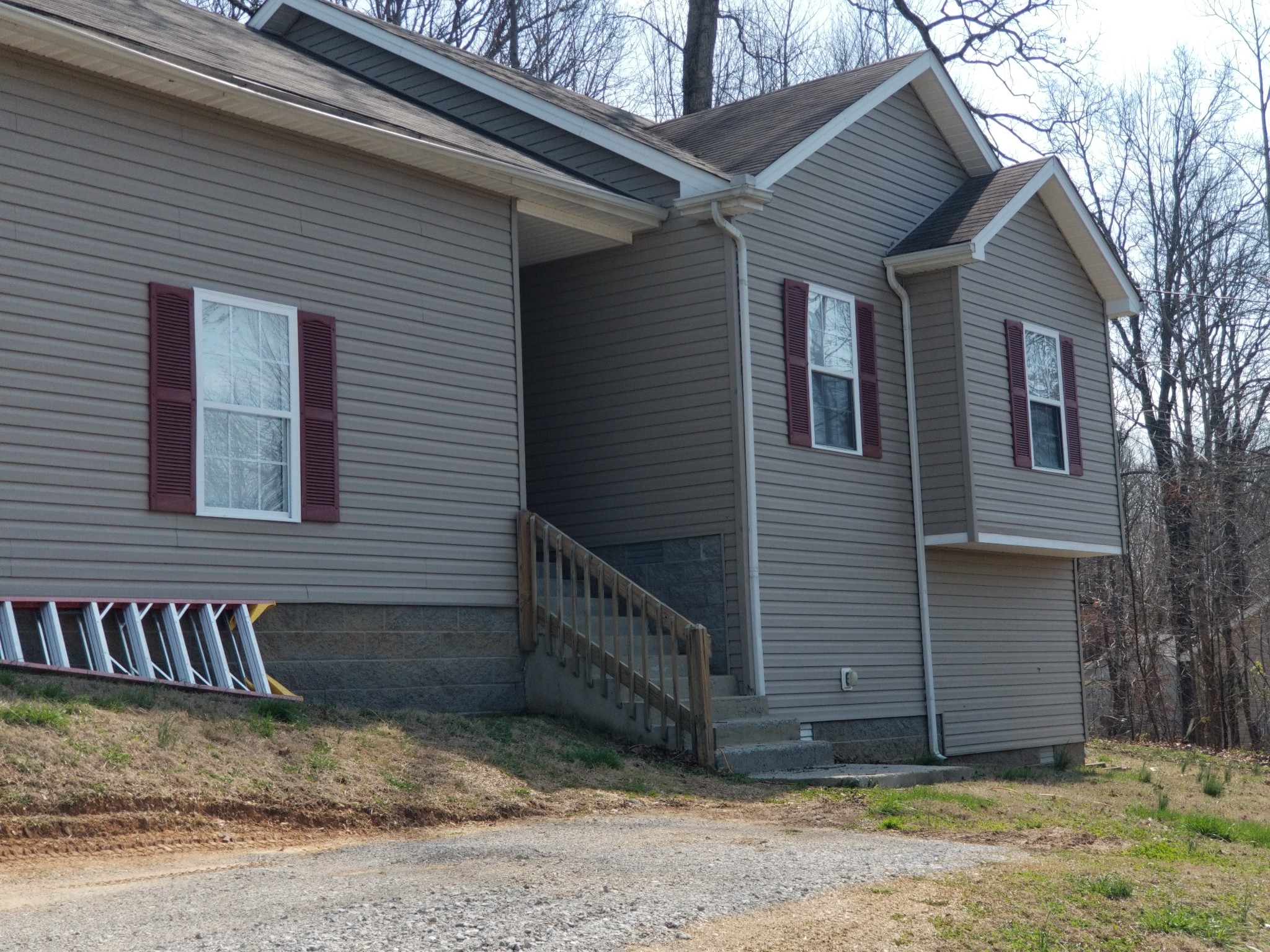 1037 Hogan Rd Property Photo 1