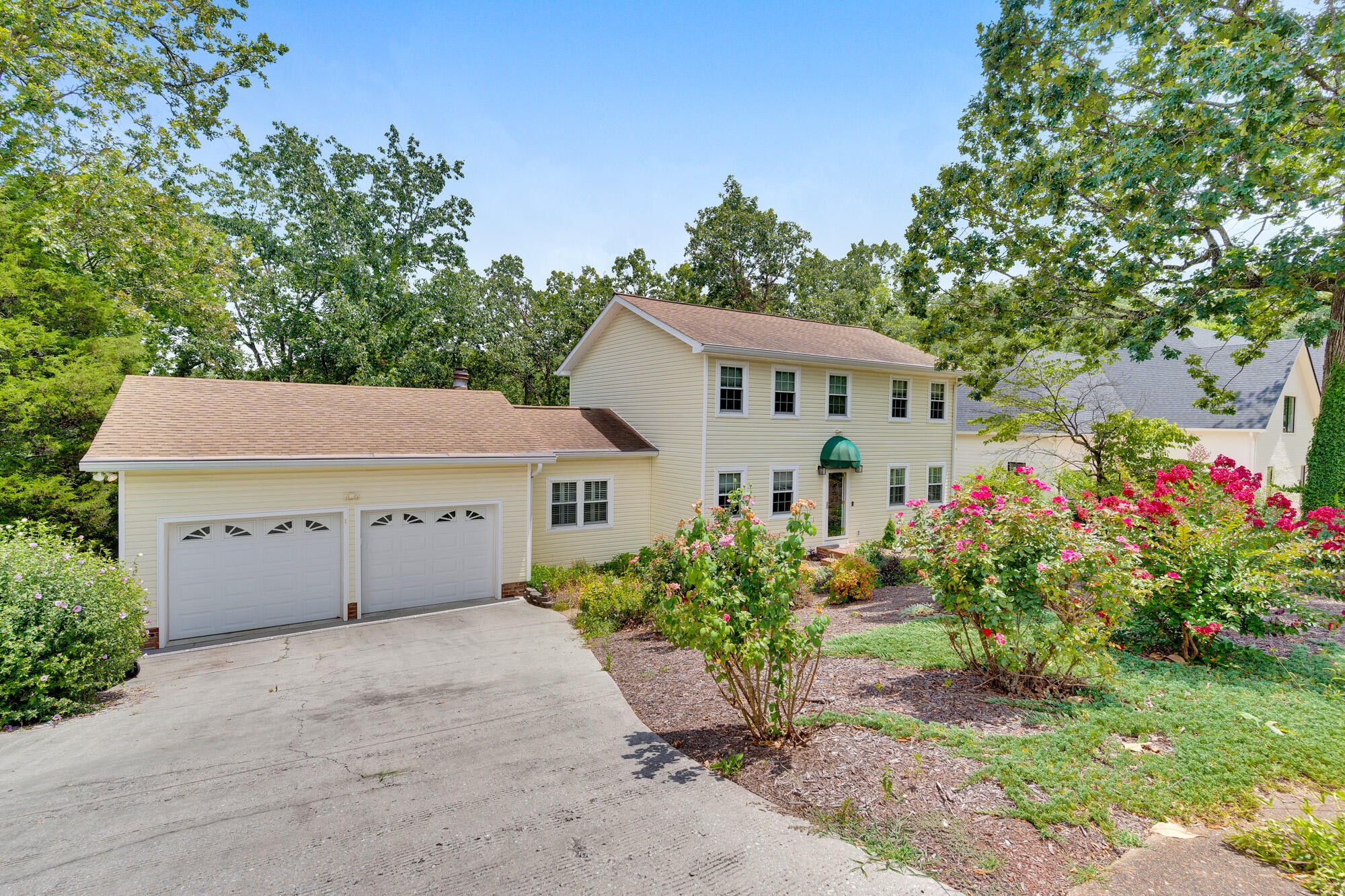 1822 Auburndale Avenue Property Photo 1