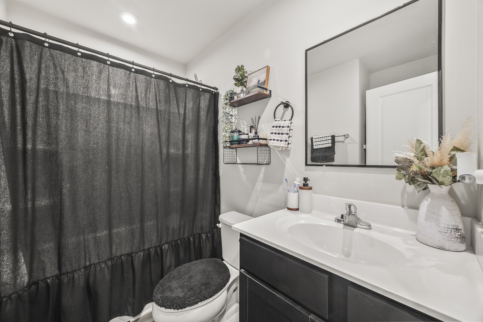 2757 Thornton Grove Blvd Property Photo 17
