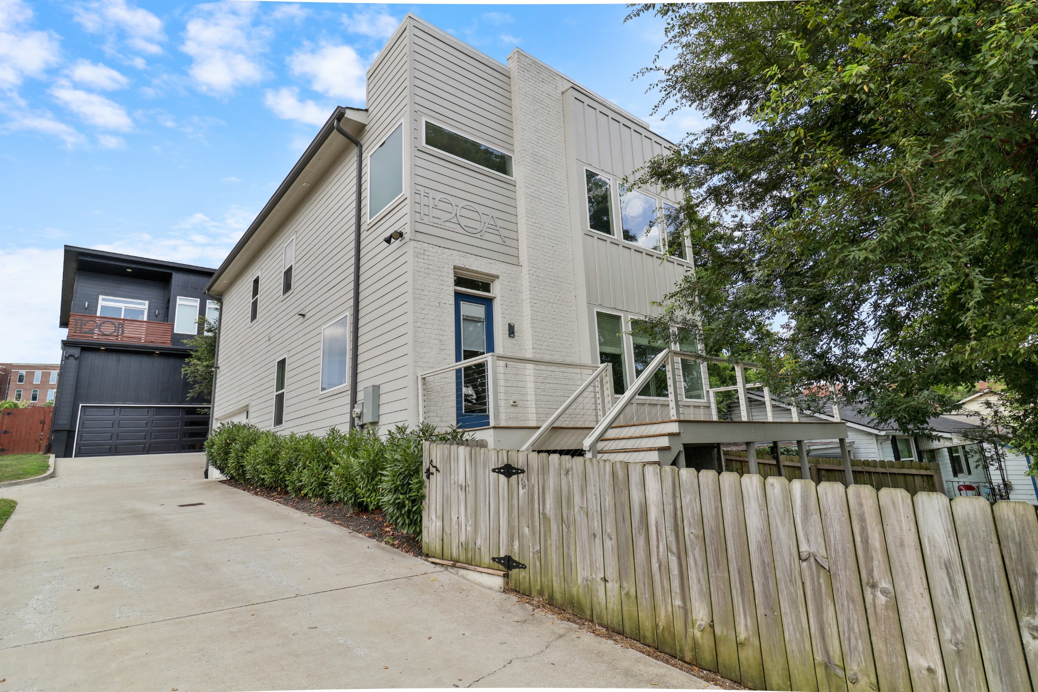 1120a 38th Ave, N Property Photo 1