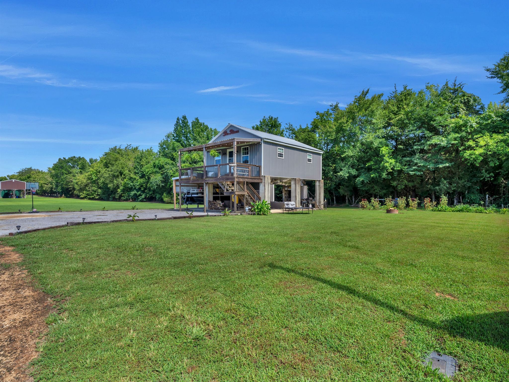 168 Mackin Rd Property Photo 2