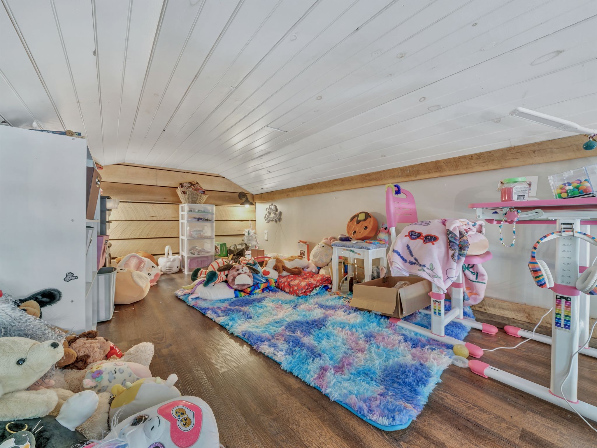 168 Mackin Rd Property Photo 15