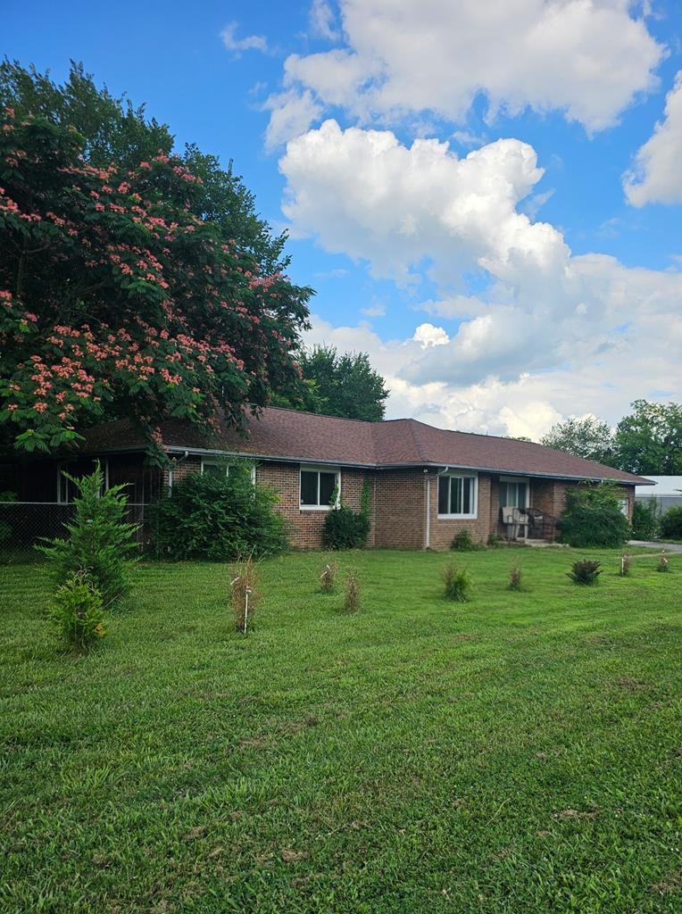 4923 Highway 41, N Property Photo 1