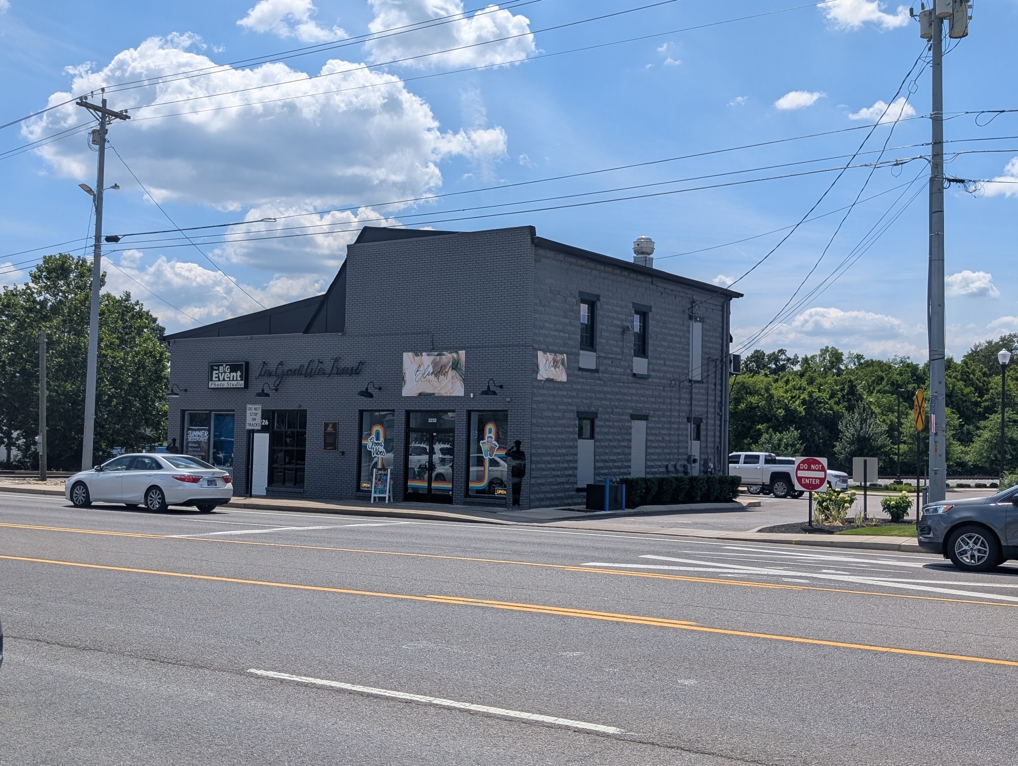 2228 N Mt Juliet Rd Property Photo 1