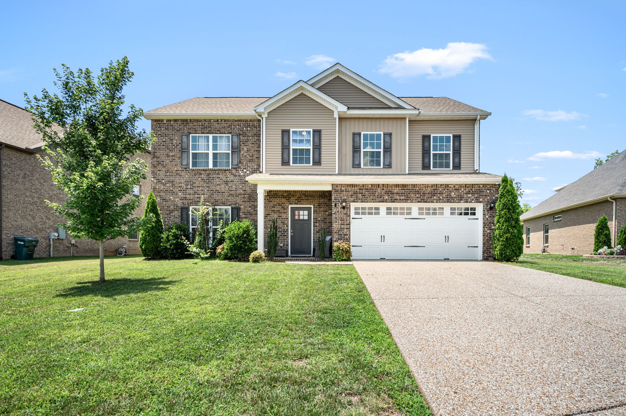 1629 Summit Rdg Property Photo 1