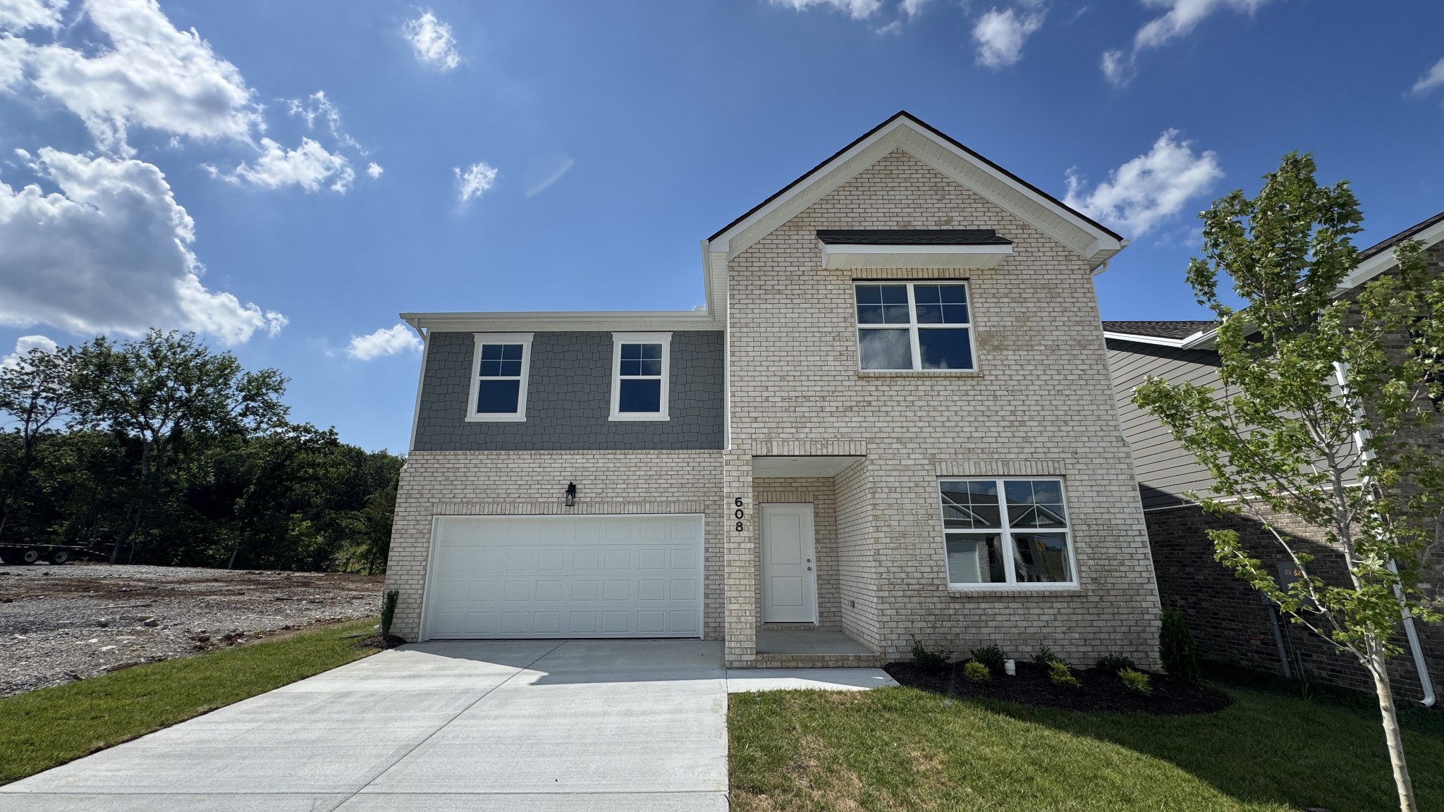 608 Grange Way Property Photo 1