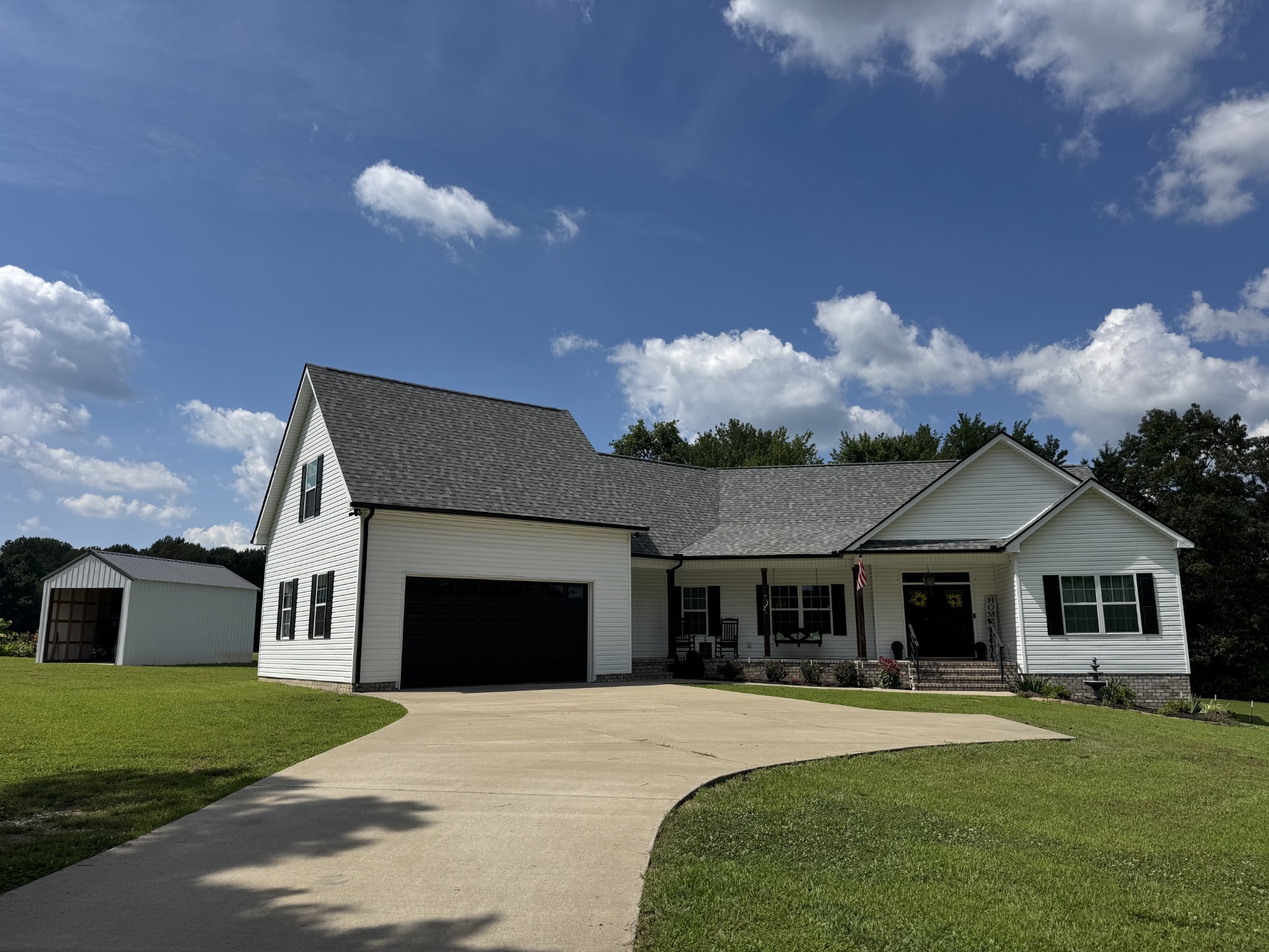 1041 Hayshed Rd Property Photo 1