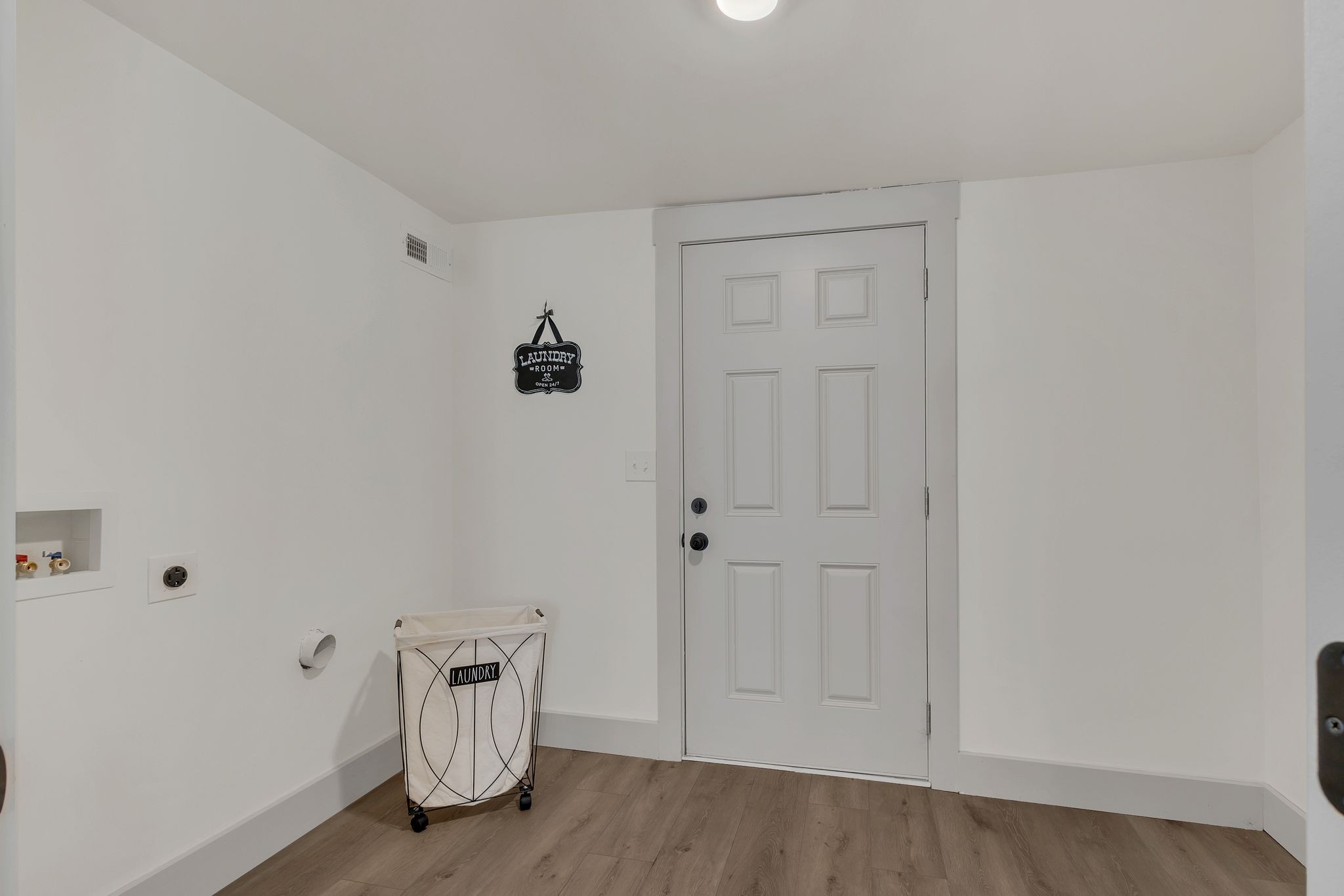 507 Lindy Dr Property Photo 17