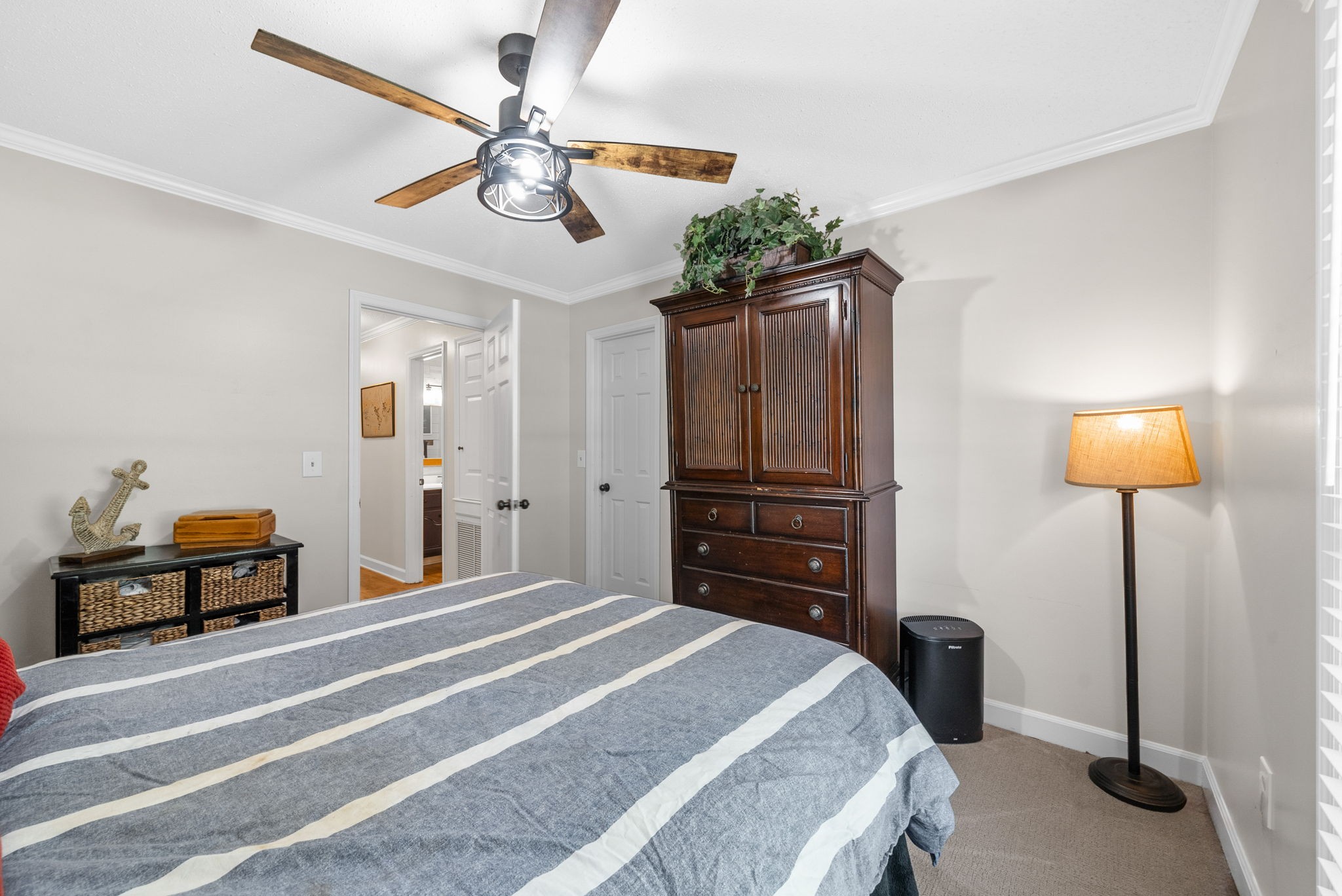 1415 Spainwood St Property Photo 25